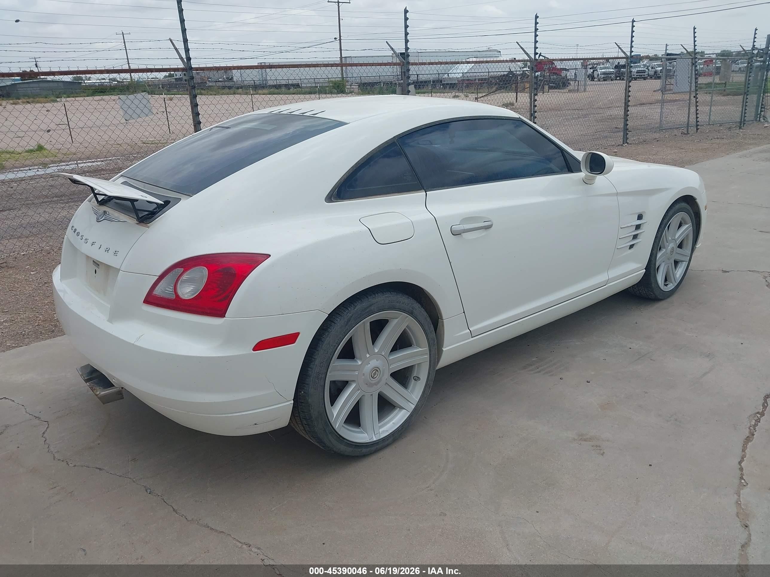 2004 Chrysler Crossfire   White vin: 1C3AN69L84X004532