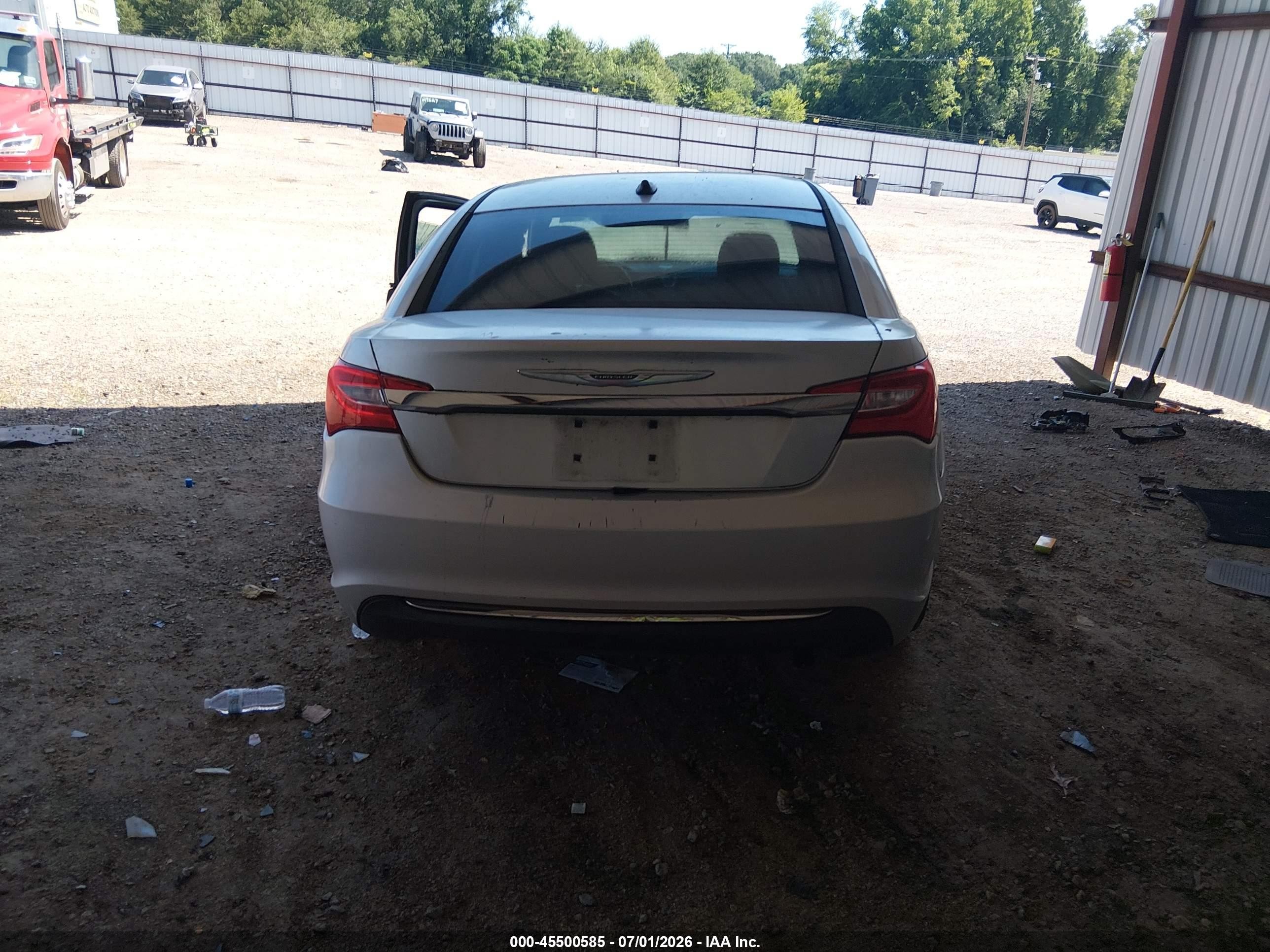 2011 Chrysler 200 Touring Silver vin: 1C3BC1FB0BN511961