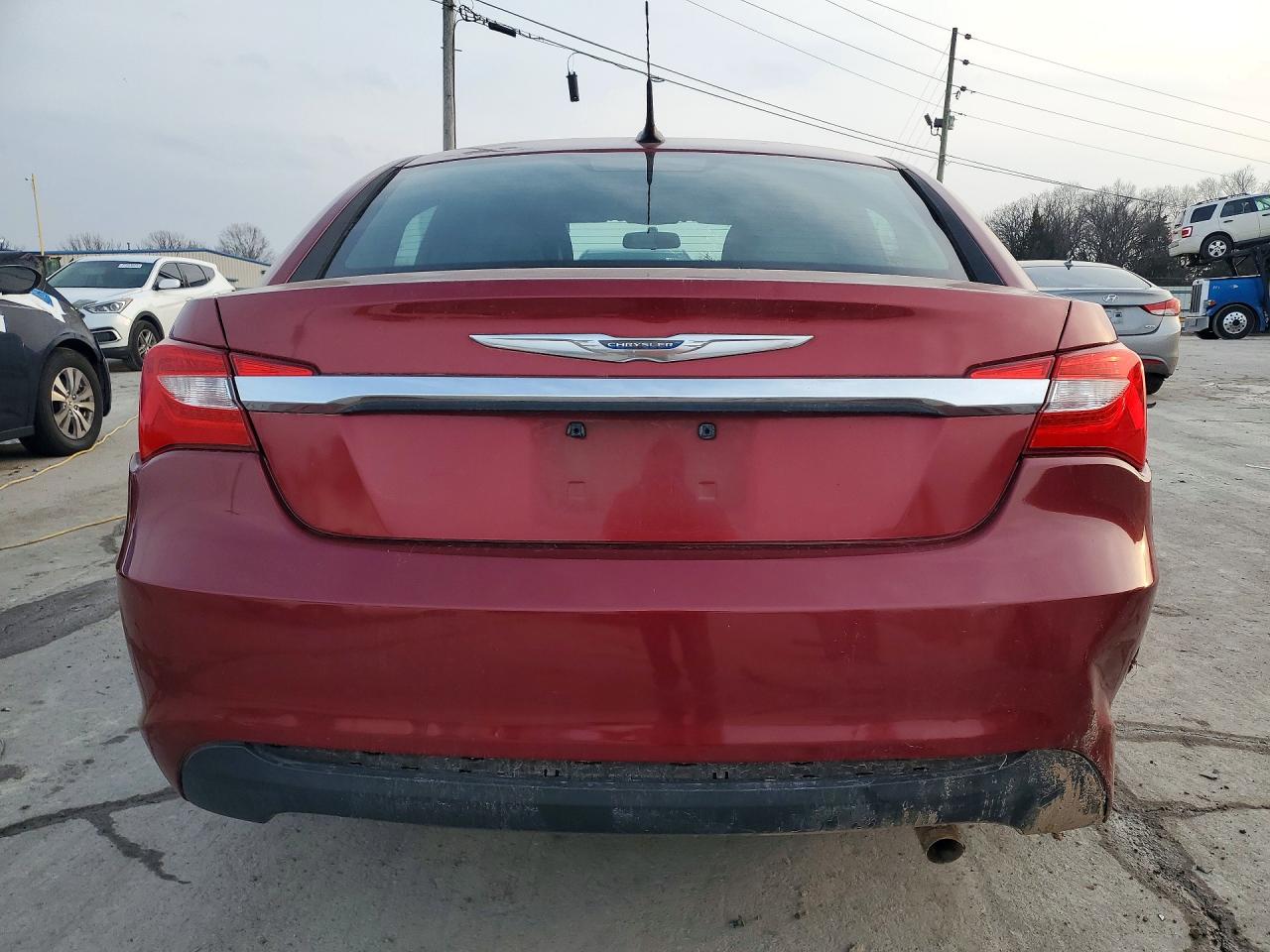 2011 Chrysler 200 Touring Red vin: 1C3BC1FB1BN526744