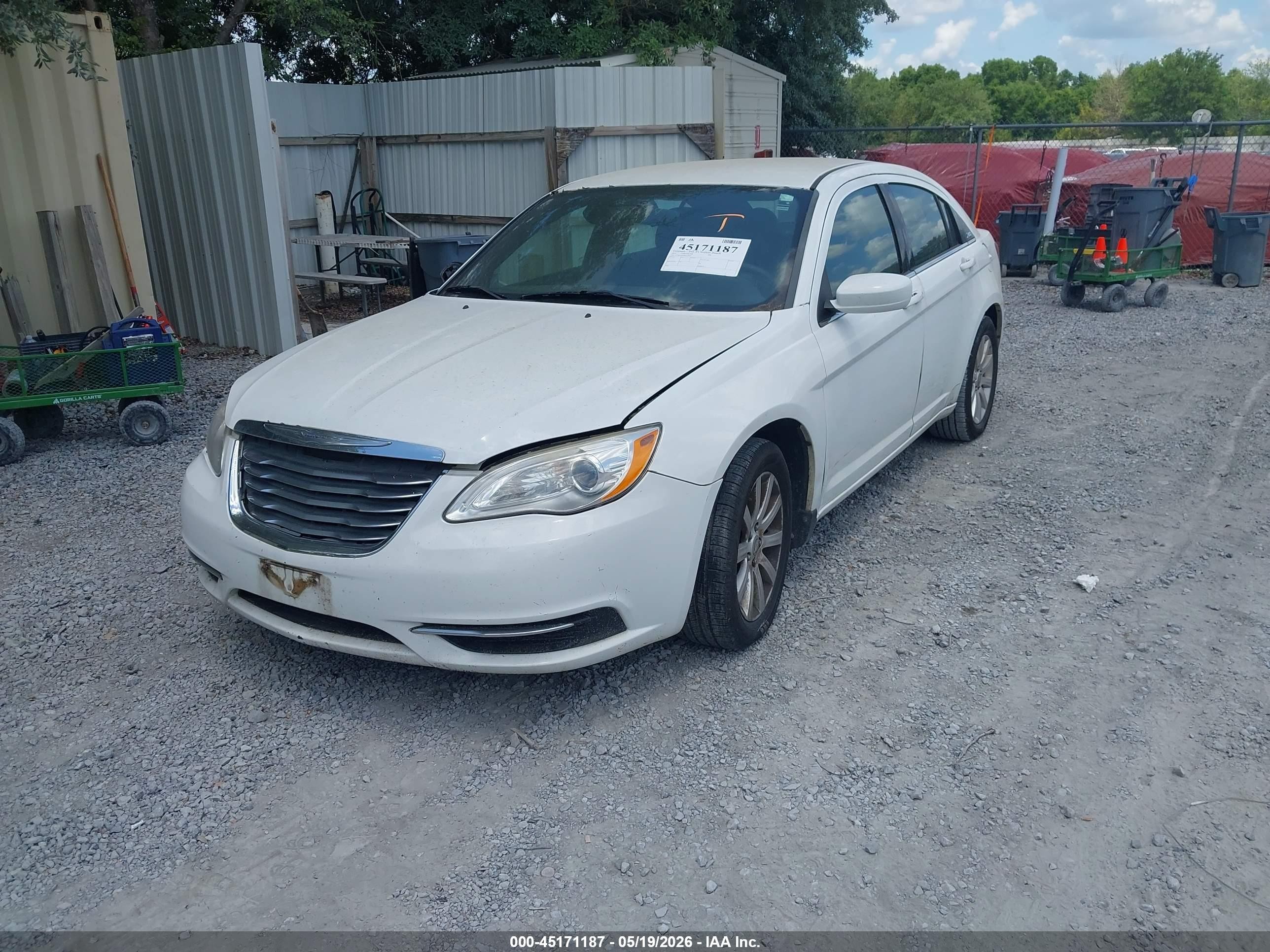 2011 Chrysler 200 Touring Белый vin: 1C3BC1FB2BN576097