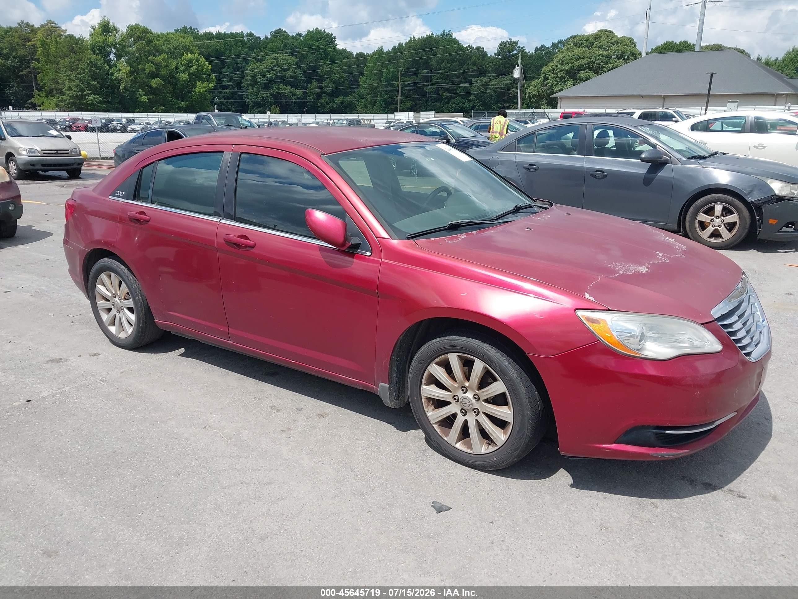 2011 Chrysler 200 Touring Red vin: 1C3BC1FB3BN580028
