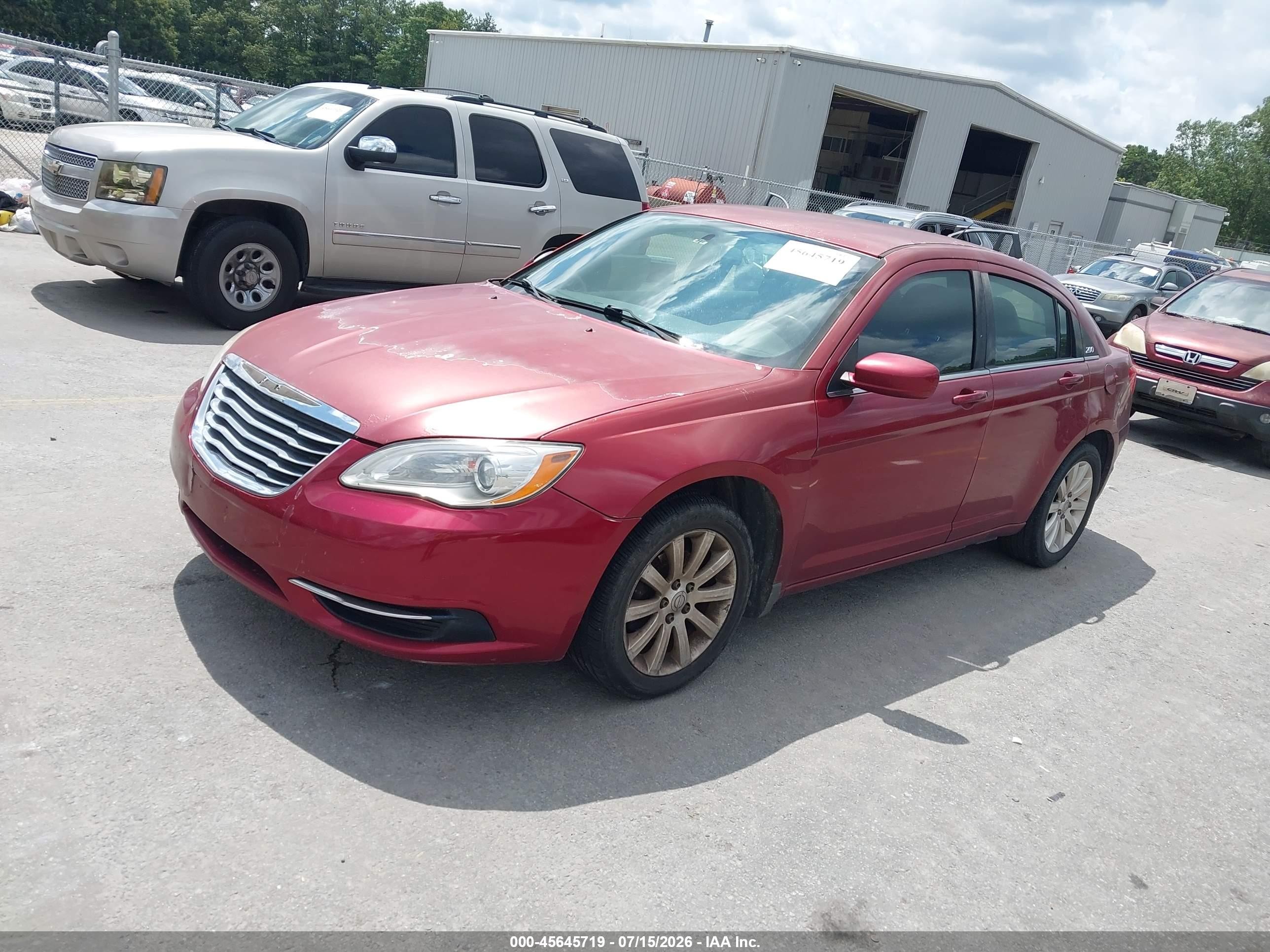 2011 Chrysler 200 Touring Red vin: 1C3BC1FB3BN580028