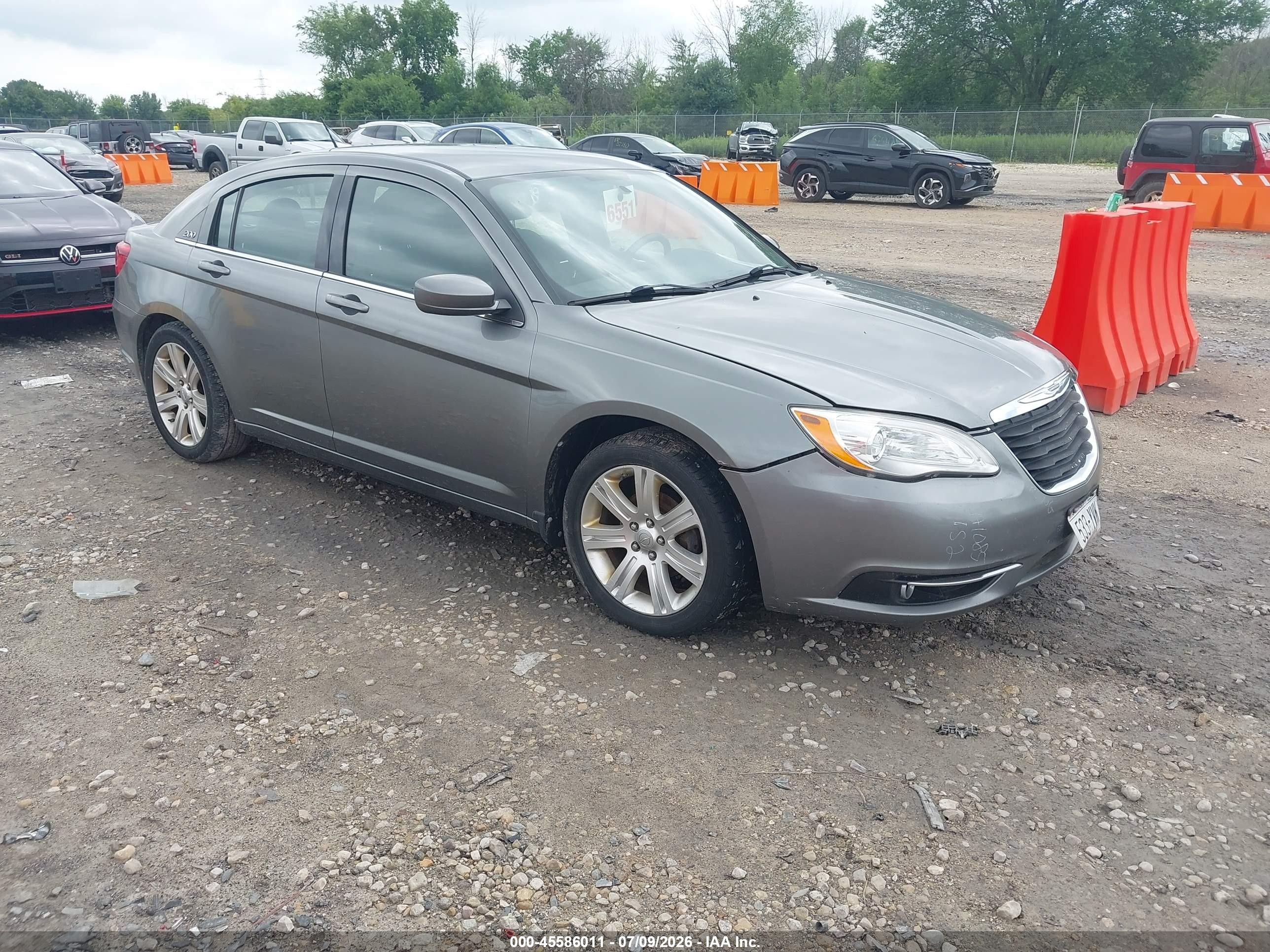 2011 Chrysler 200 Touring Gray vin: 1C3BC1FB6BN589905