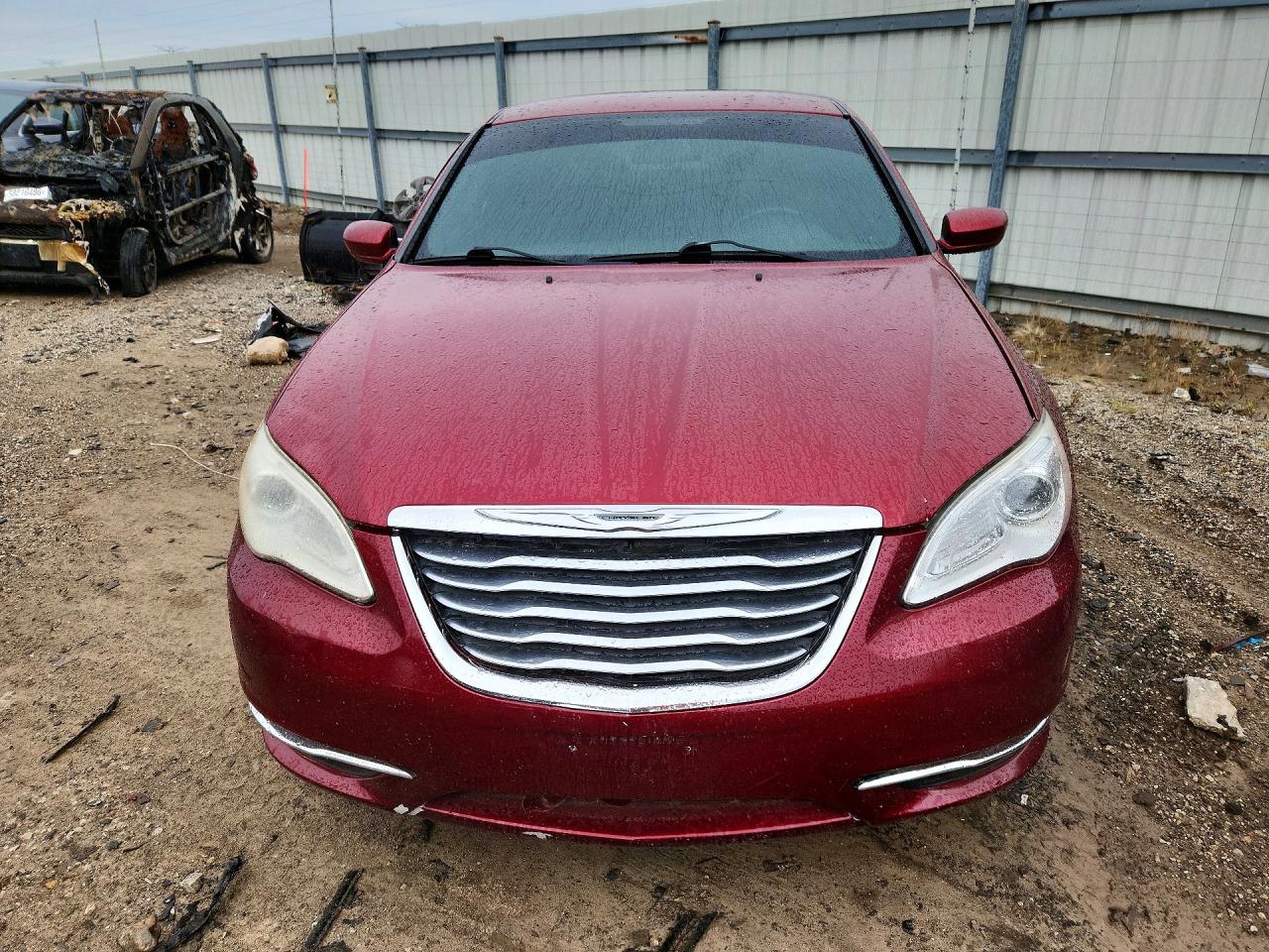 2011 Chrysler 200 Touring Red vin: 1C3BC1FB7BN600250