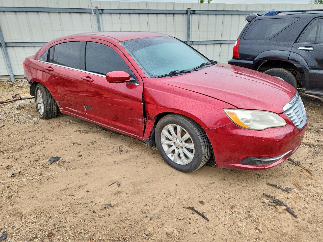 2011 Chrysler 200 Touring Red vin: 1C3BC1FB7BN600250