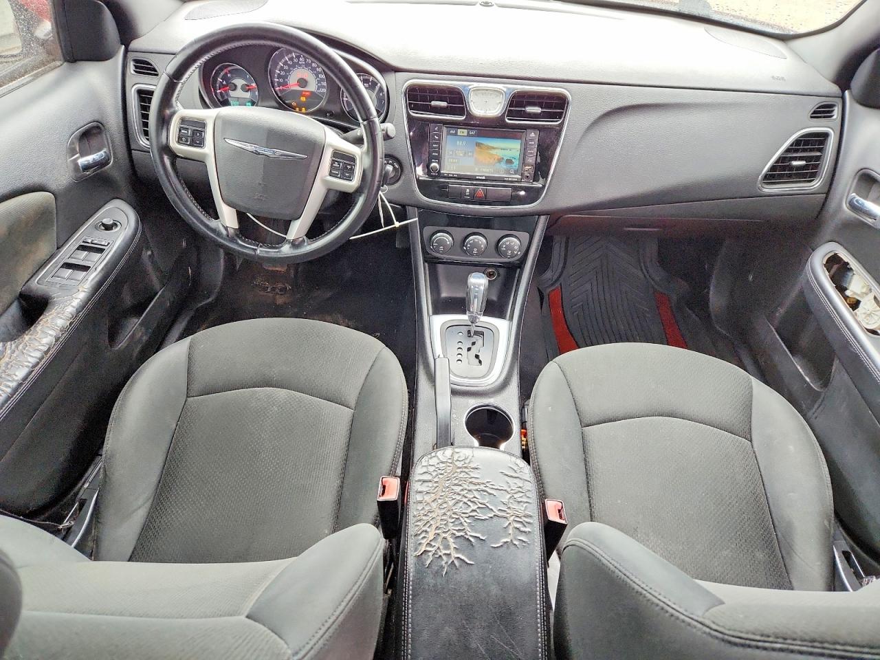 2011 Chrysler 200 Touring Red vin: 1C3BC1FB7BN600250