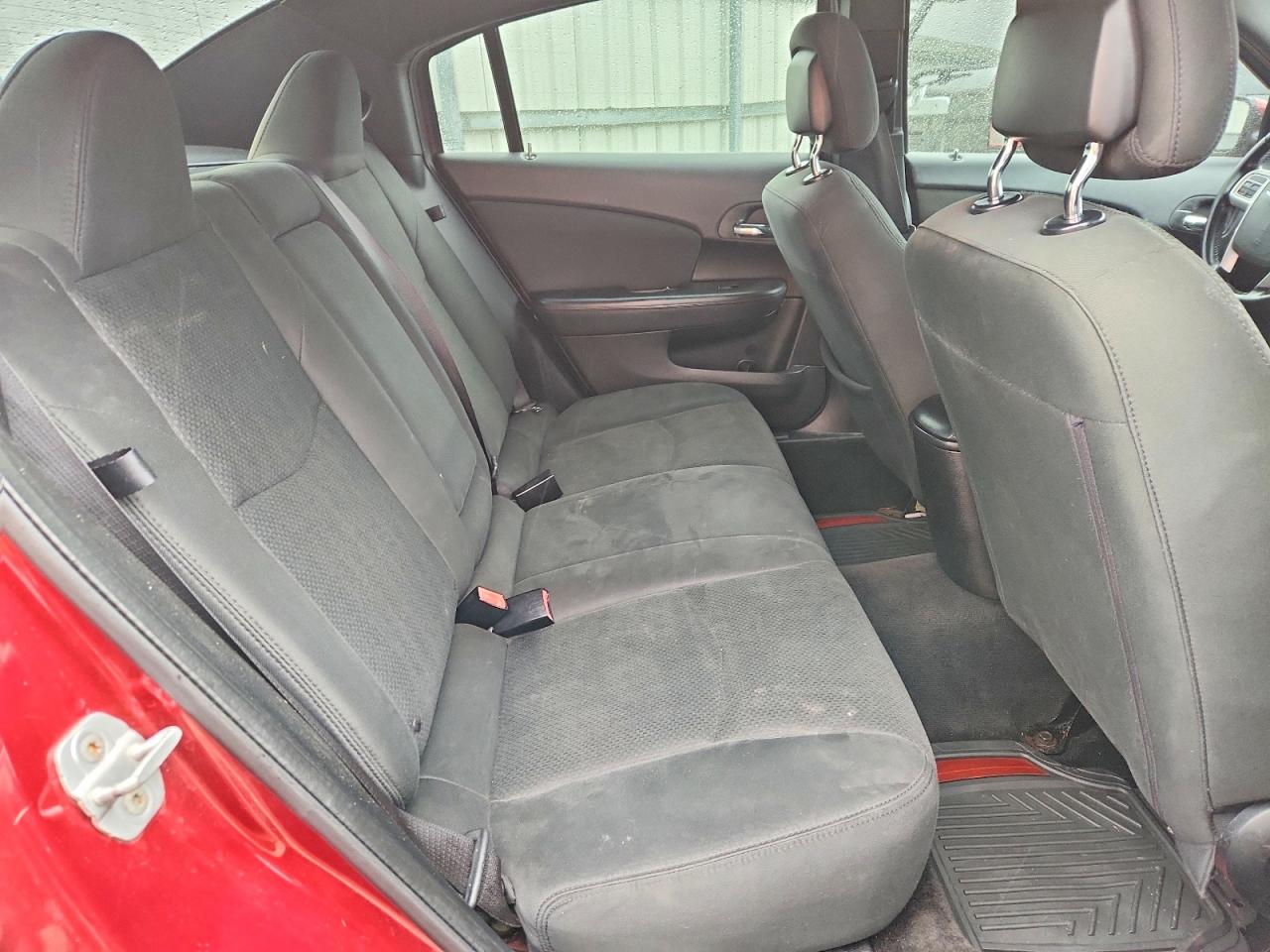 2011 Chrysler 200 Touring Red vin: 1C3BC1FB7BN600250