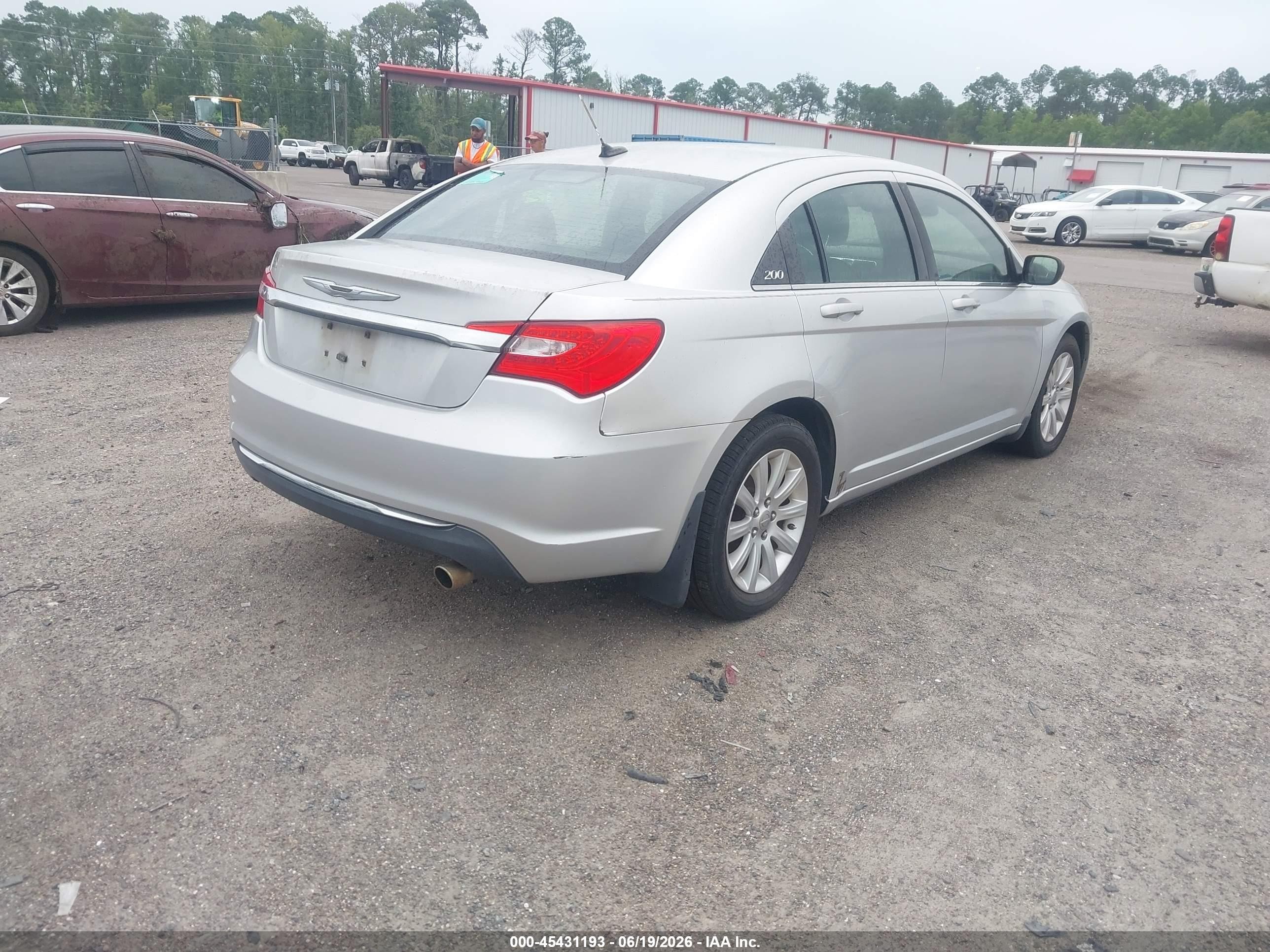 2011 Chrysler 200 Touring Silver vin: 1C3BC1FB9BN569230