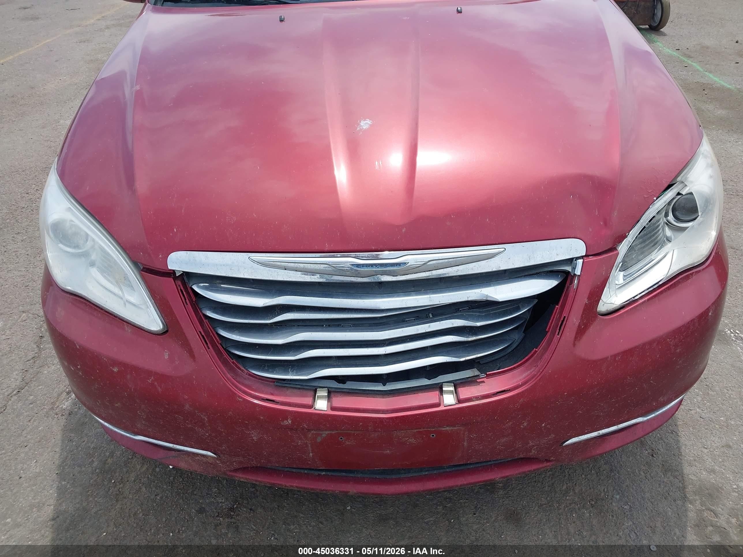 2011 Chrysler 200 Touring Red vin: 1C3BC1FG0BN600070