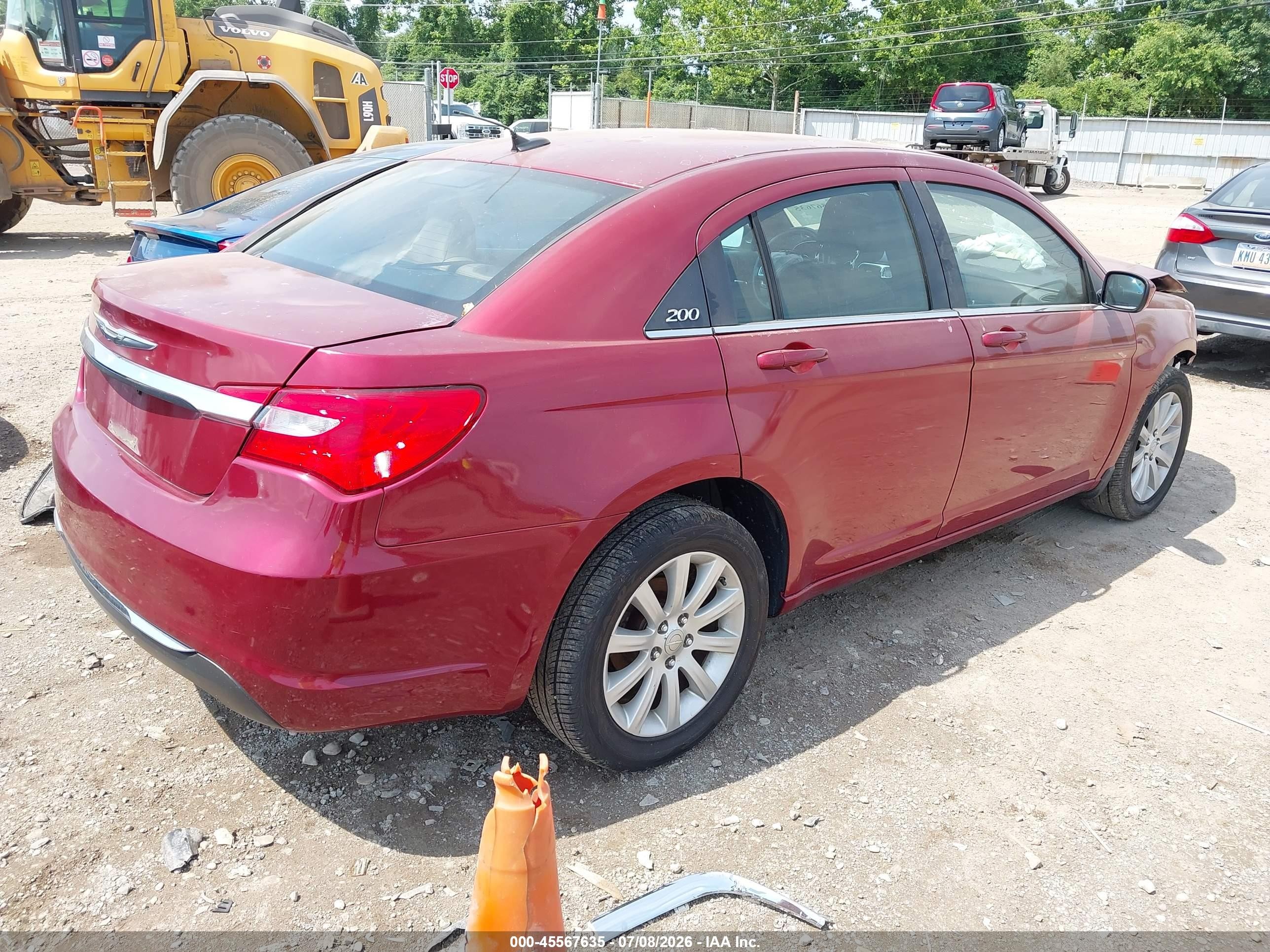 2011 Chrysler 200 Touring Red vin: 1C3BC1FG8BN594826