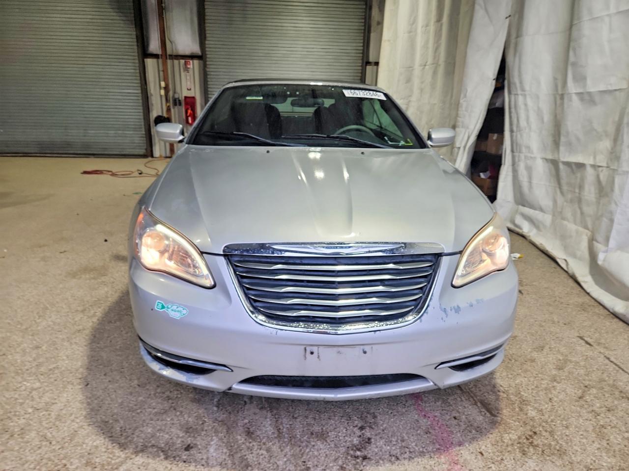 2011 Chrysler 200 Touring Silver vin: 1C3BC2EB3BN589299