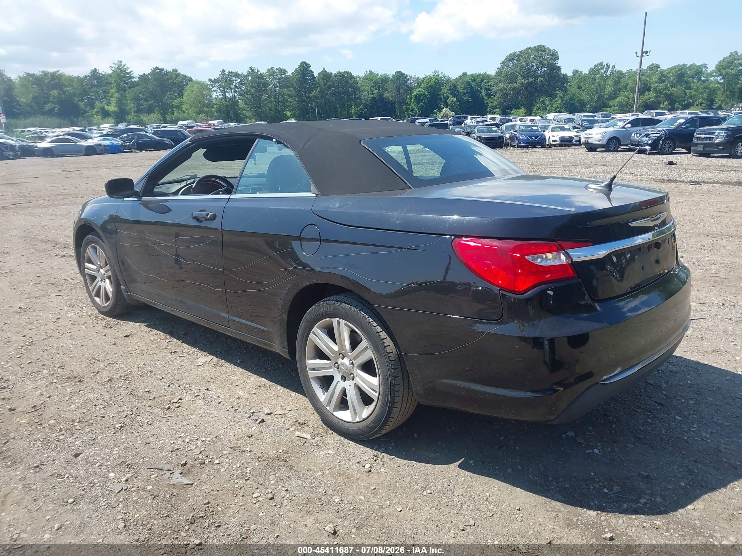 2011 Chrysler 200 Touring Black vin: 1C3BC2EB5BN604501