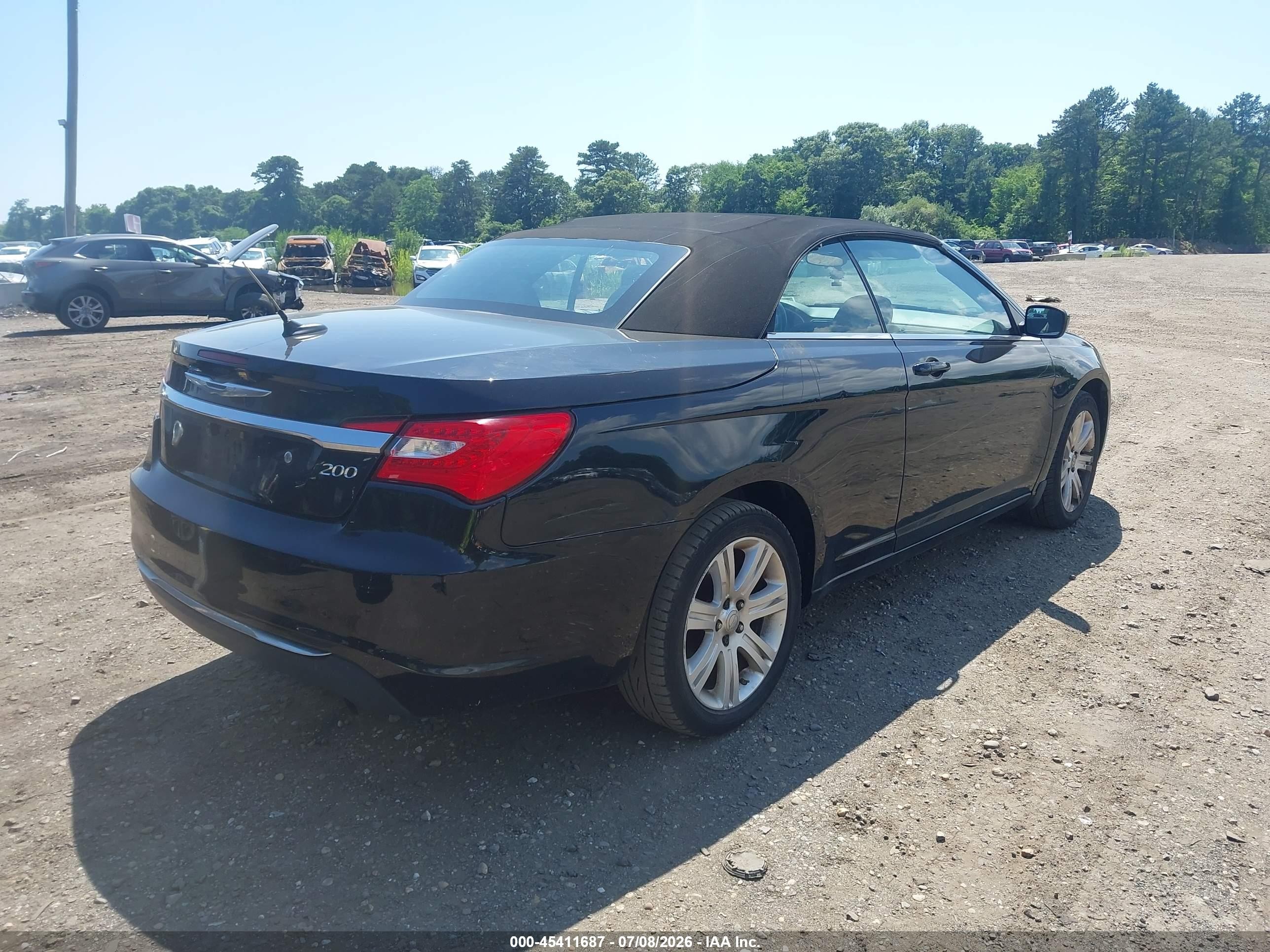 2011 Chrysler 200 Touring Black vin: 1C3BC2EB5BN604501