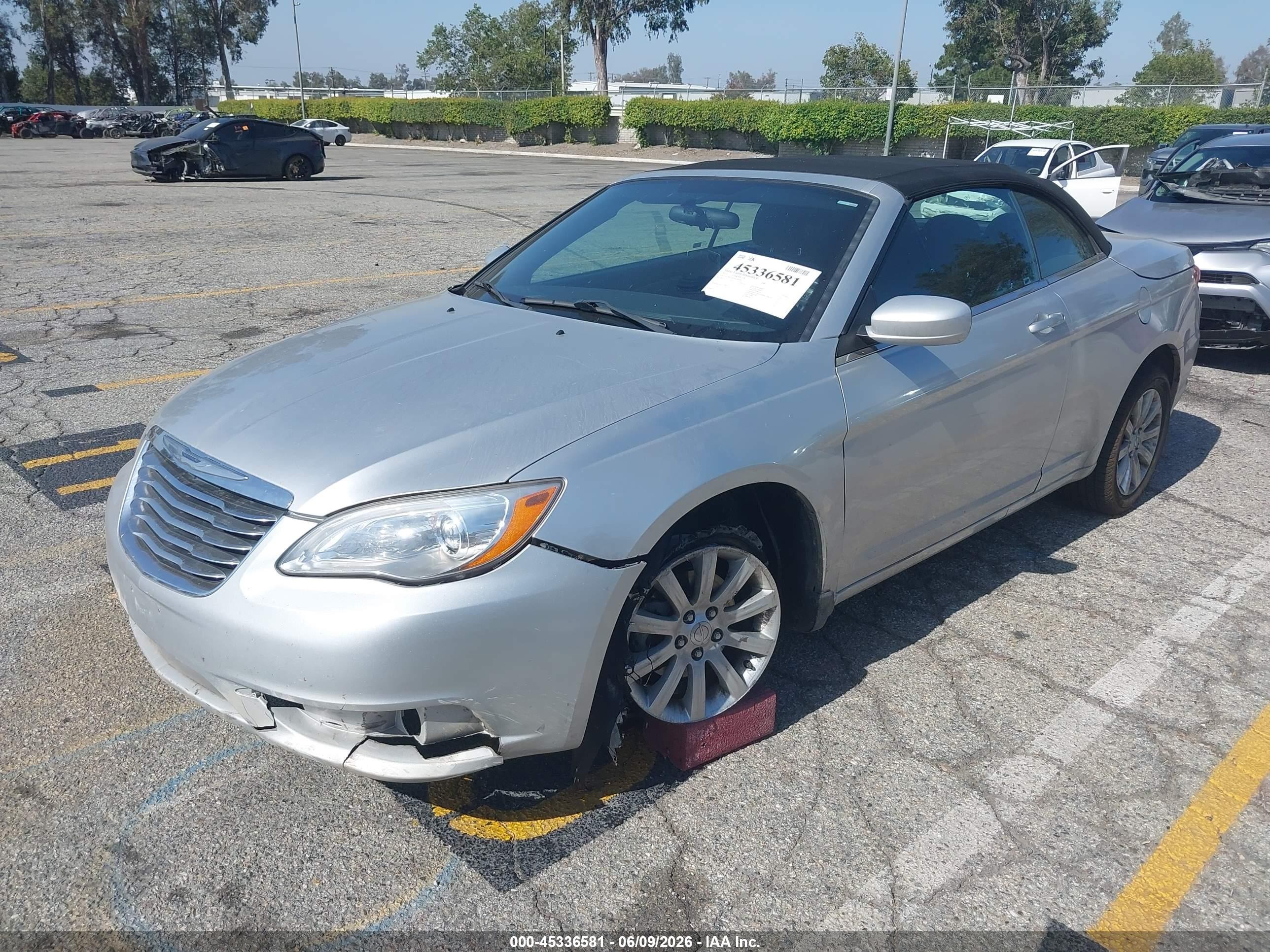 2011 Chrysler 200 Touring Gray vin: 1C3BC2EB7BN606993