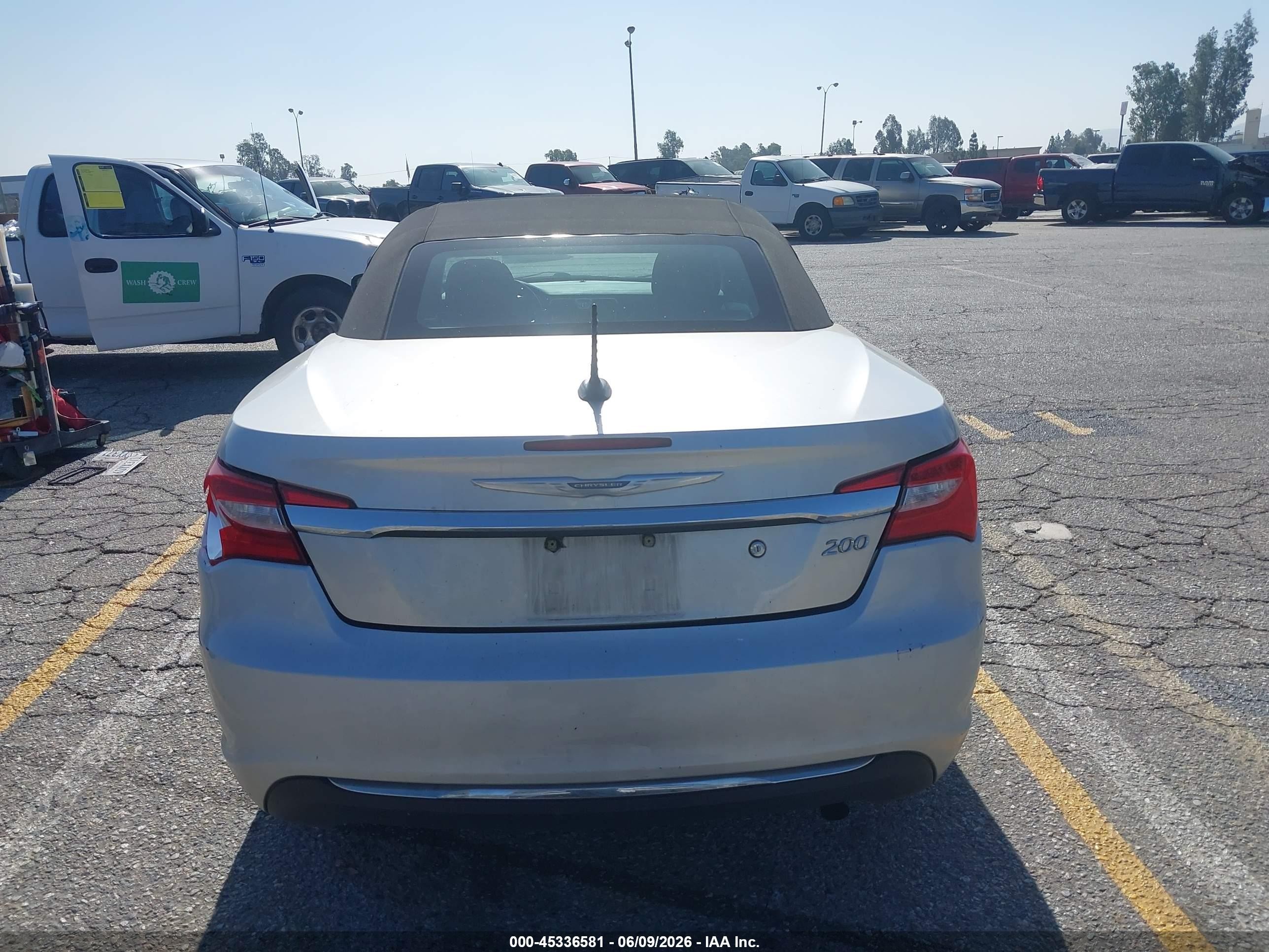 2011 Chrysler 200 Touring Gray vin: 1C3BC2EB7BN606993
