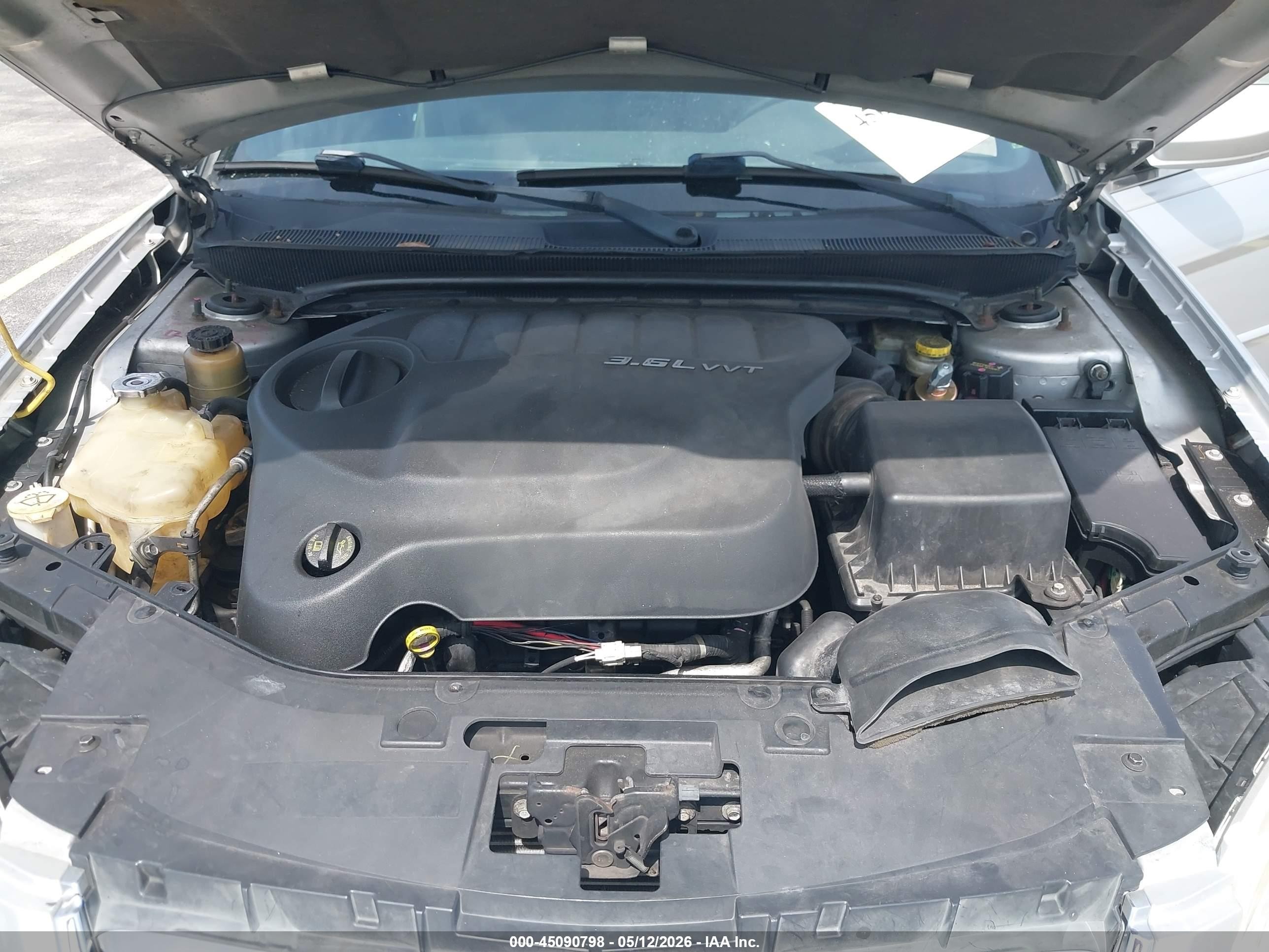 2011 Chrysler 200 Touring Silver vin: 1C3BC2EG0BN537611