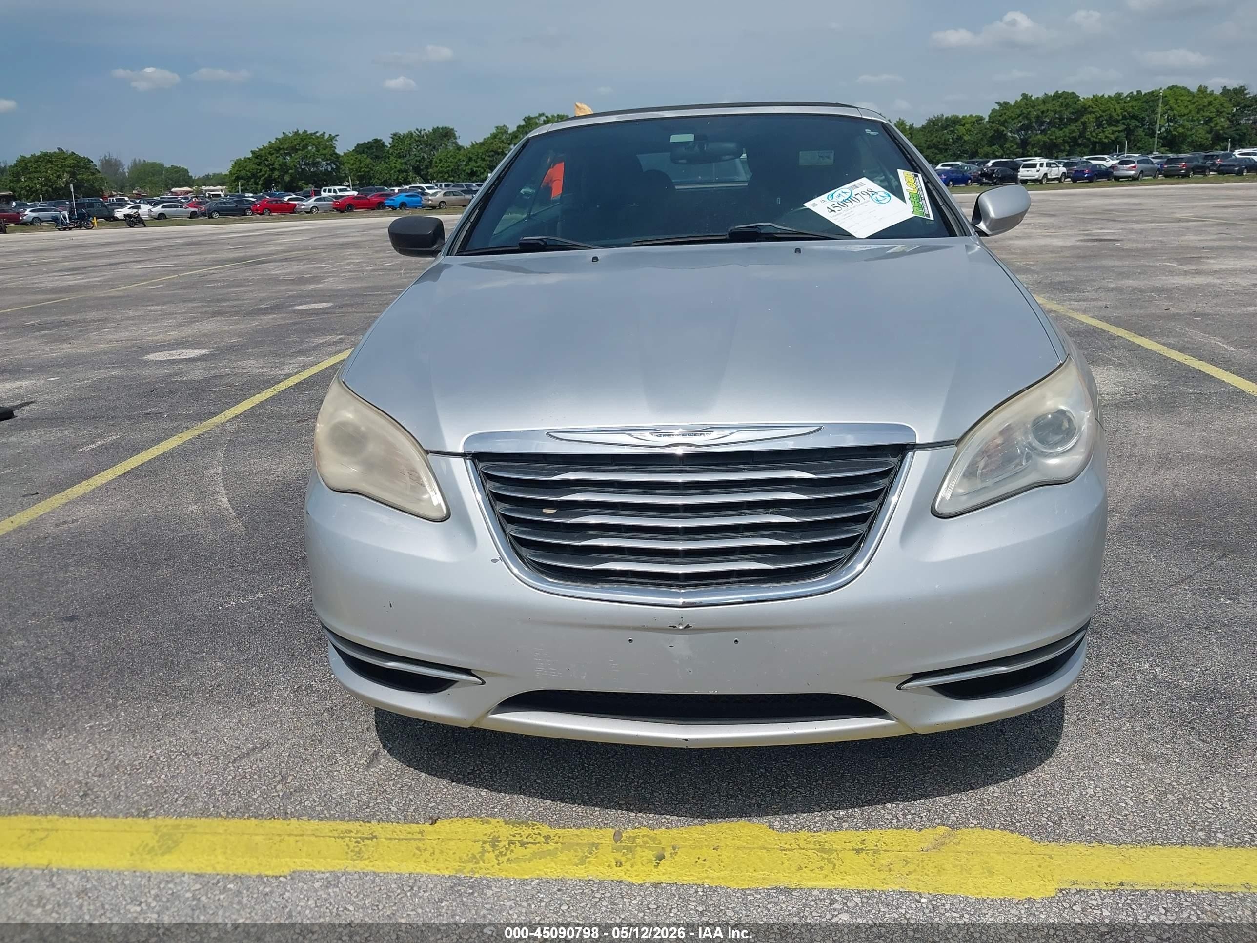2011 Chrysler 200 Touring Silver vin: 1C3BC2EG0BN537611