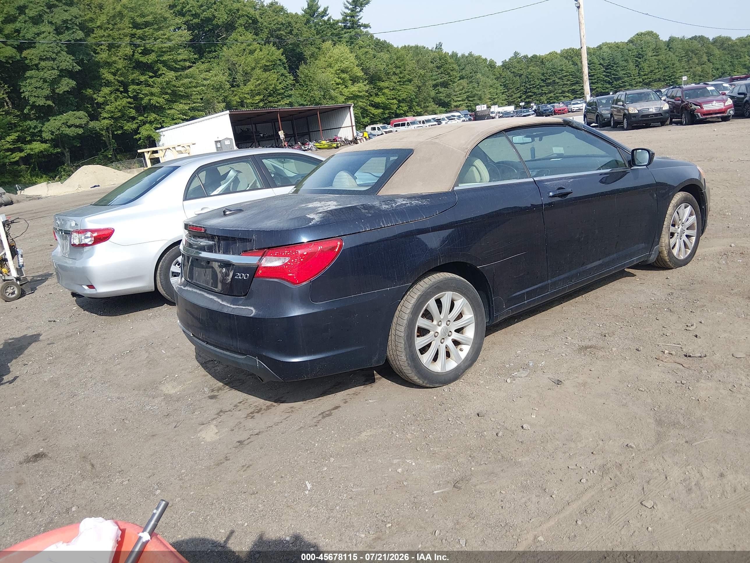 2011 Chrysler 200 Touring Синий vin: 1C3BC2EG1BN531588