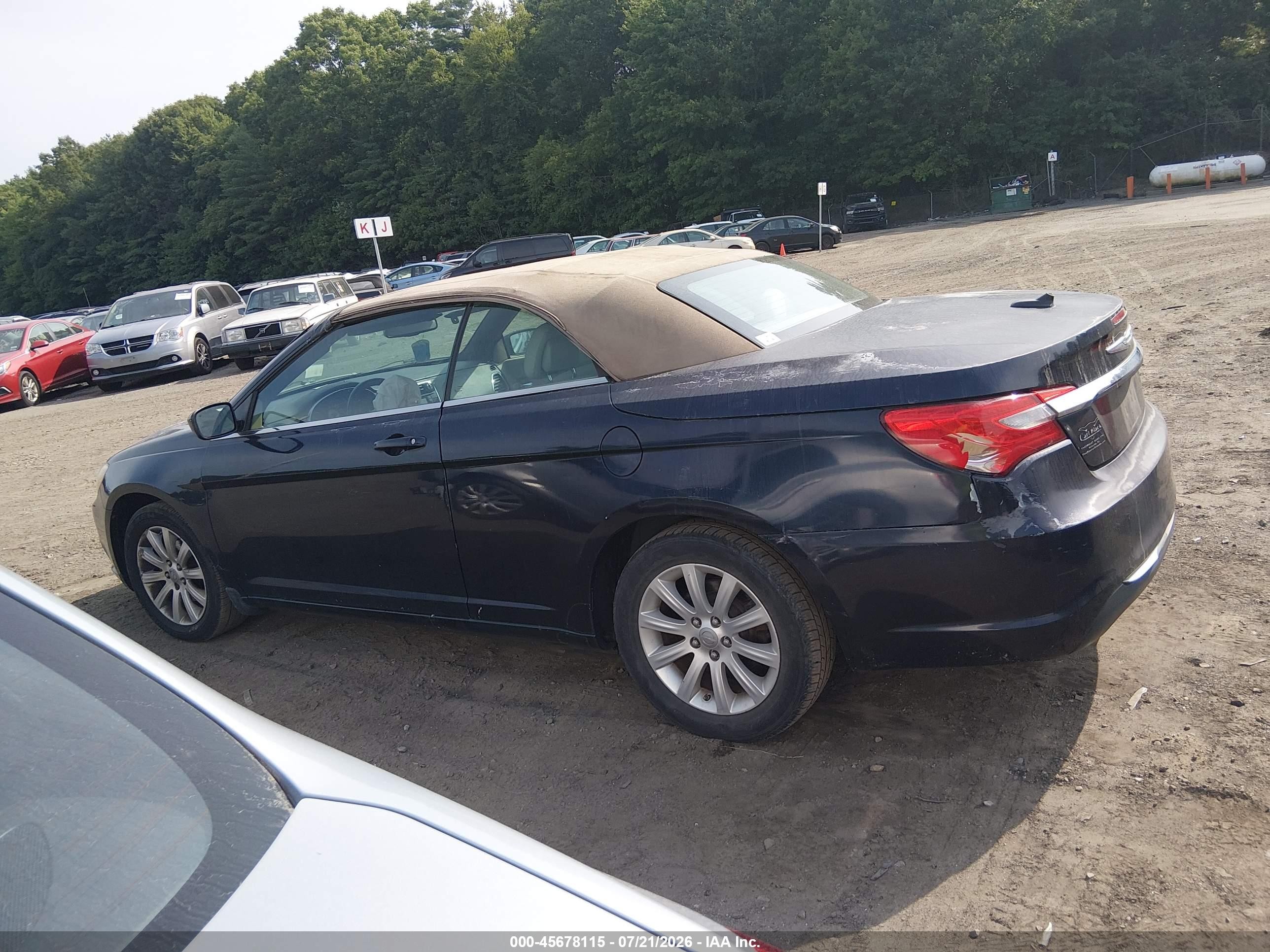 2011 Chrysler 200 Touring Синий vin: 1C3BC2EG1BN531588