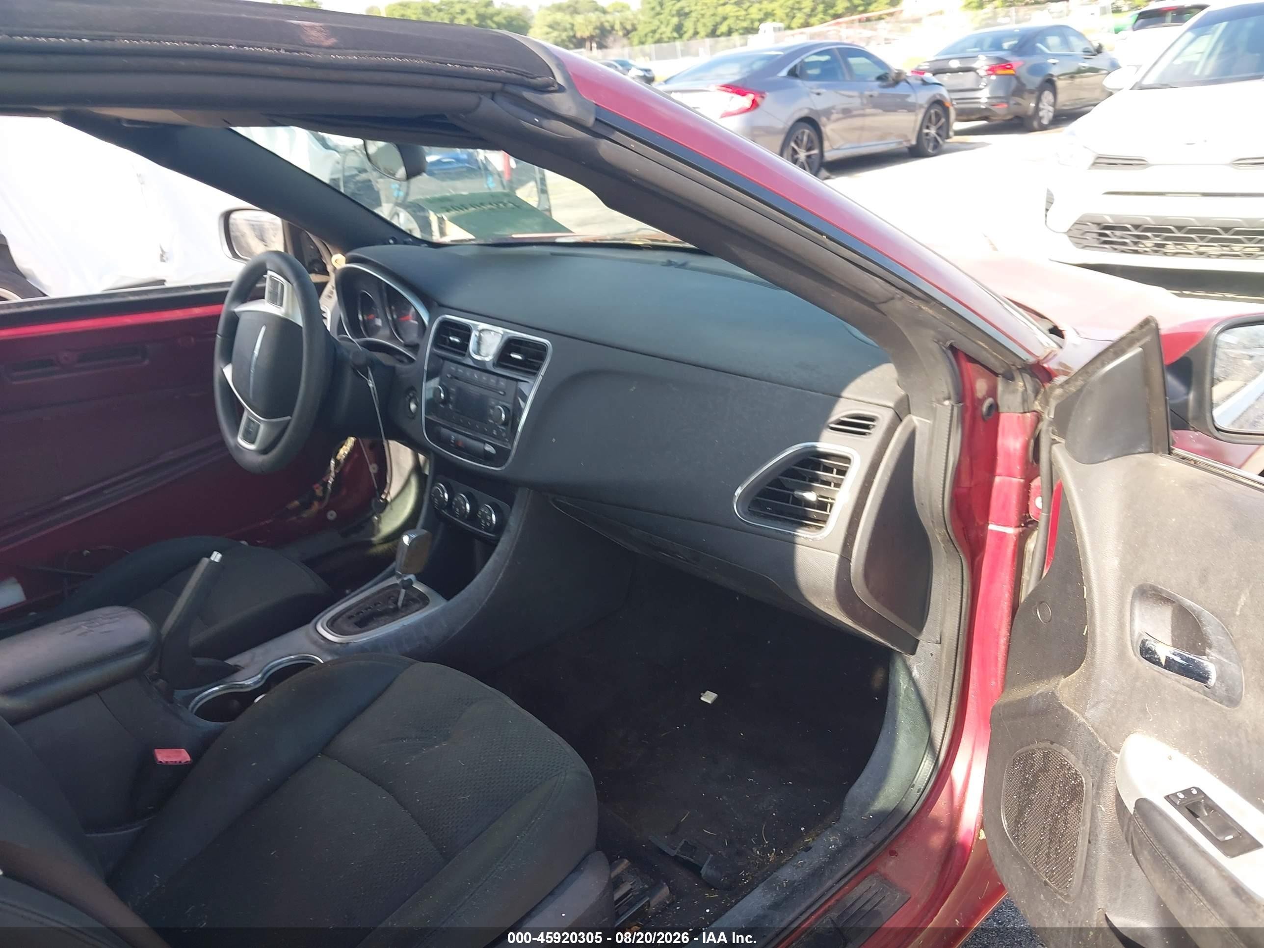 2011 Chrysler 200 Touring Red vin: 1C3BC2EG3BN537649