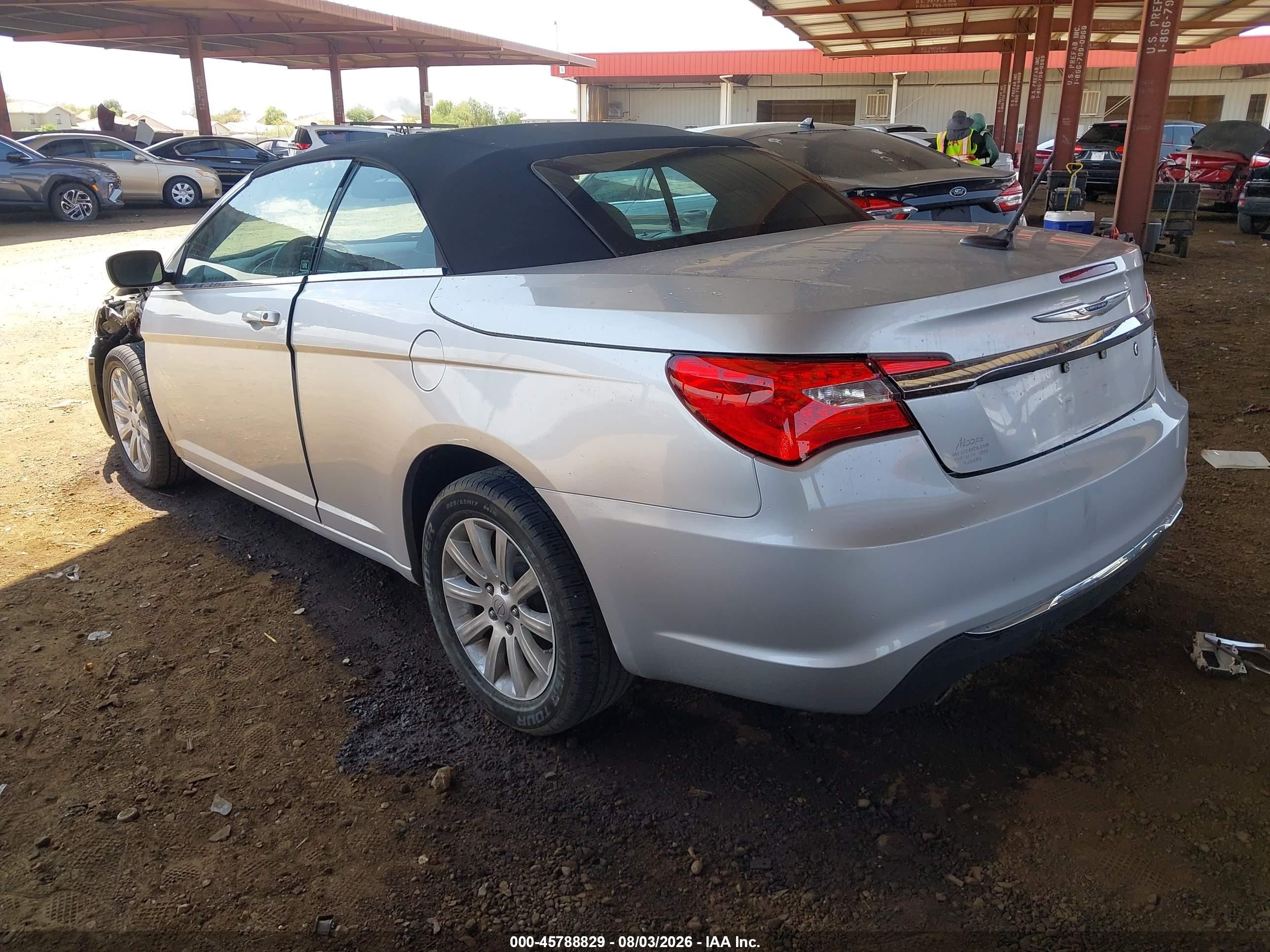 2011 Chrysler 200 Touring Silver vin: 1C3BC2EG4BN620488