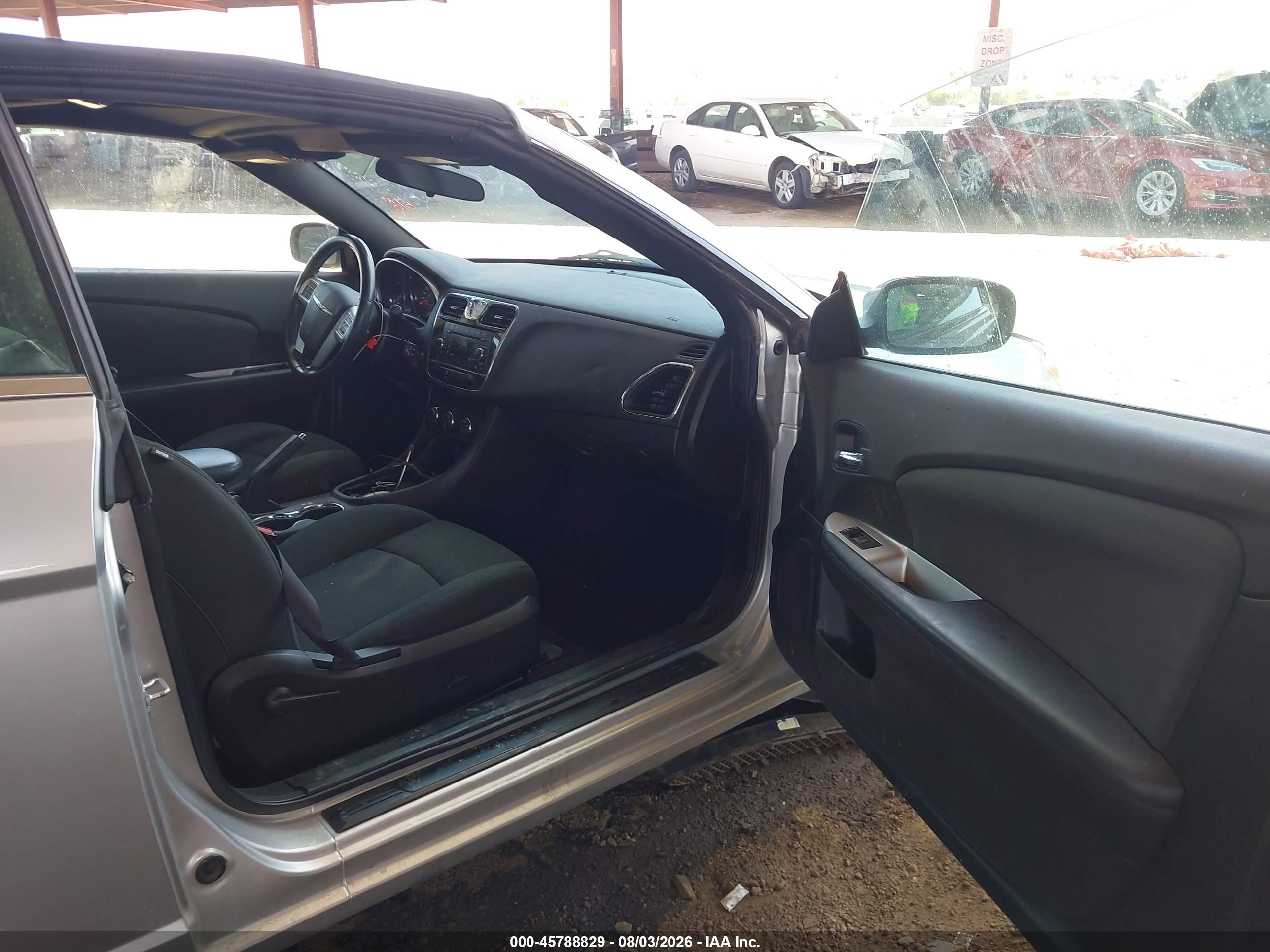 2011 Chrysler 200 Touring Silver vin: 1C3BC2EG4BN620488