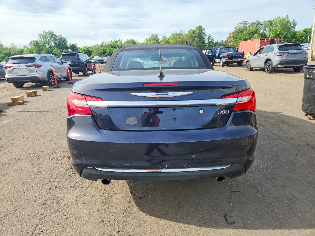2011 Chrysler 200 Touring Black vin: 1C3BC2EG6BN576798