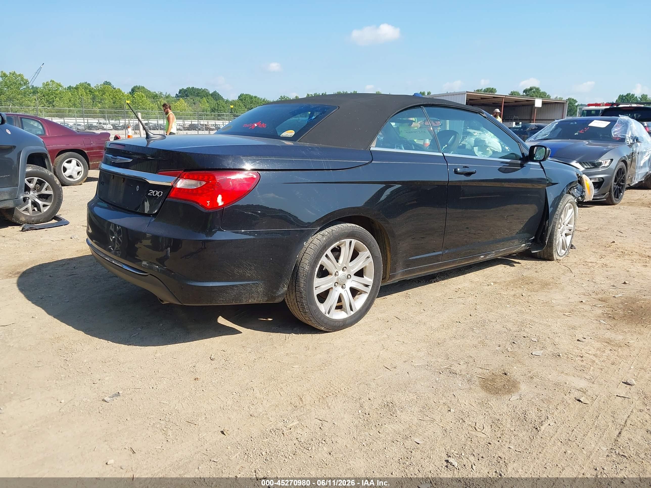 2011 Chrysler 200 Touring Черный vin: 1C3BC2EG7BN612739
