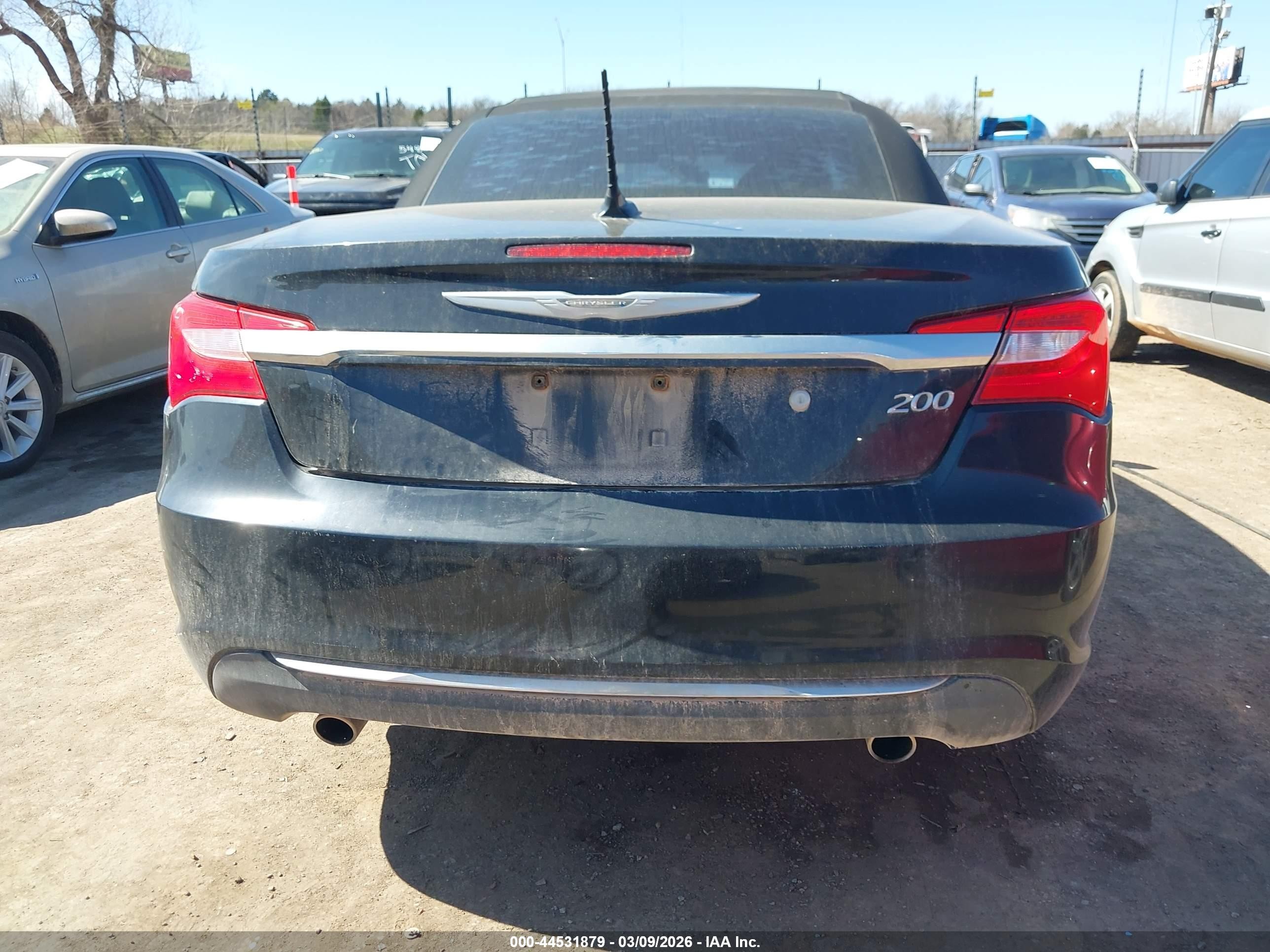 2011 Chrysler 200 Touring Black vin: 1C3BC2EG7BN620503