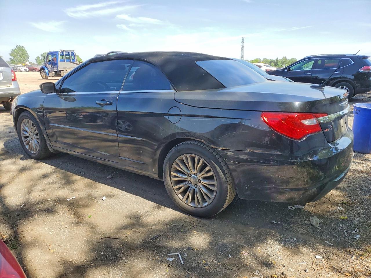 2011 Chrysler 200 Touring Black vin: 1C3BC2EGXBN565576
