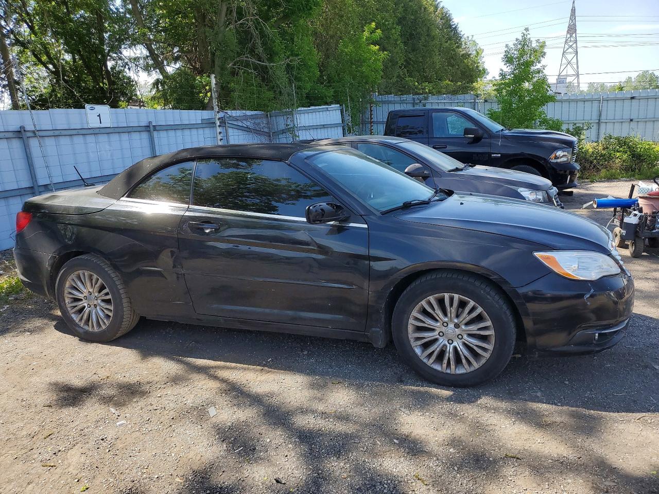 2011 Chrysler 200 Touring Black vin: 1C3BC2EGXBN565576