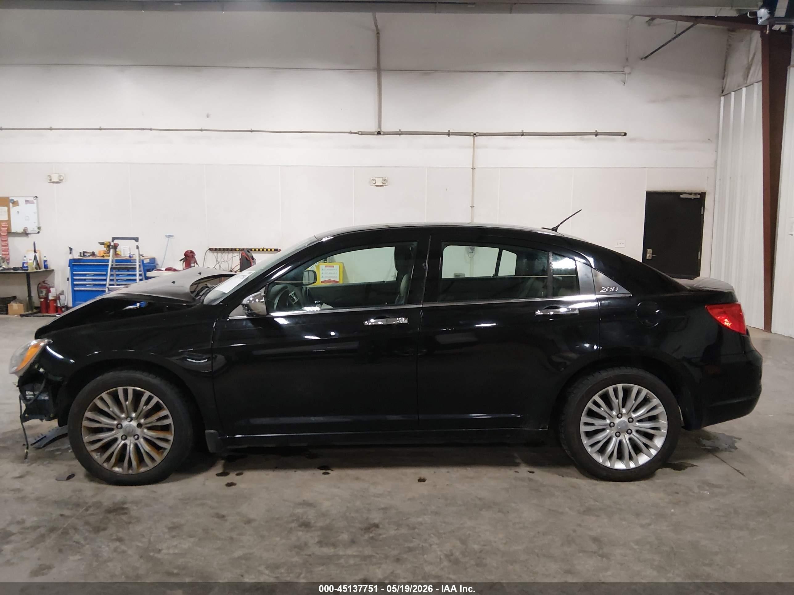 2011 Chrysler 200 Limited Black vin: 1C3BC2FB0BN616098
