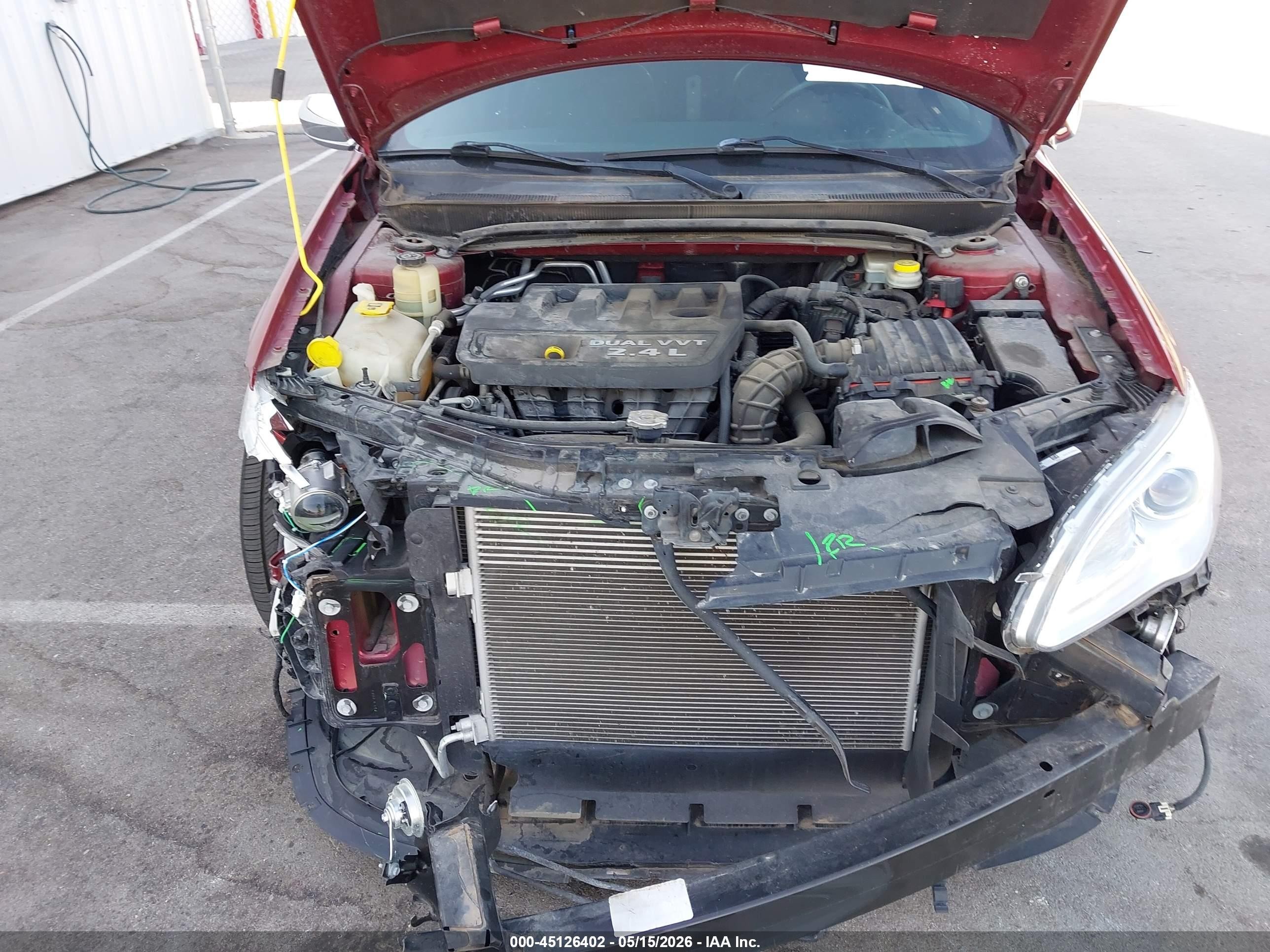 2011 Chrysler 200 Limited Красный vin: 1C3BC2FB3BN583307