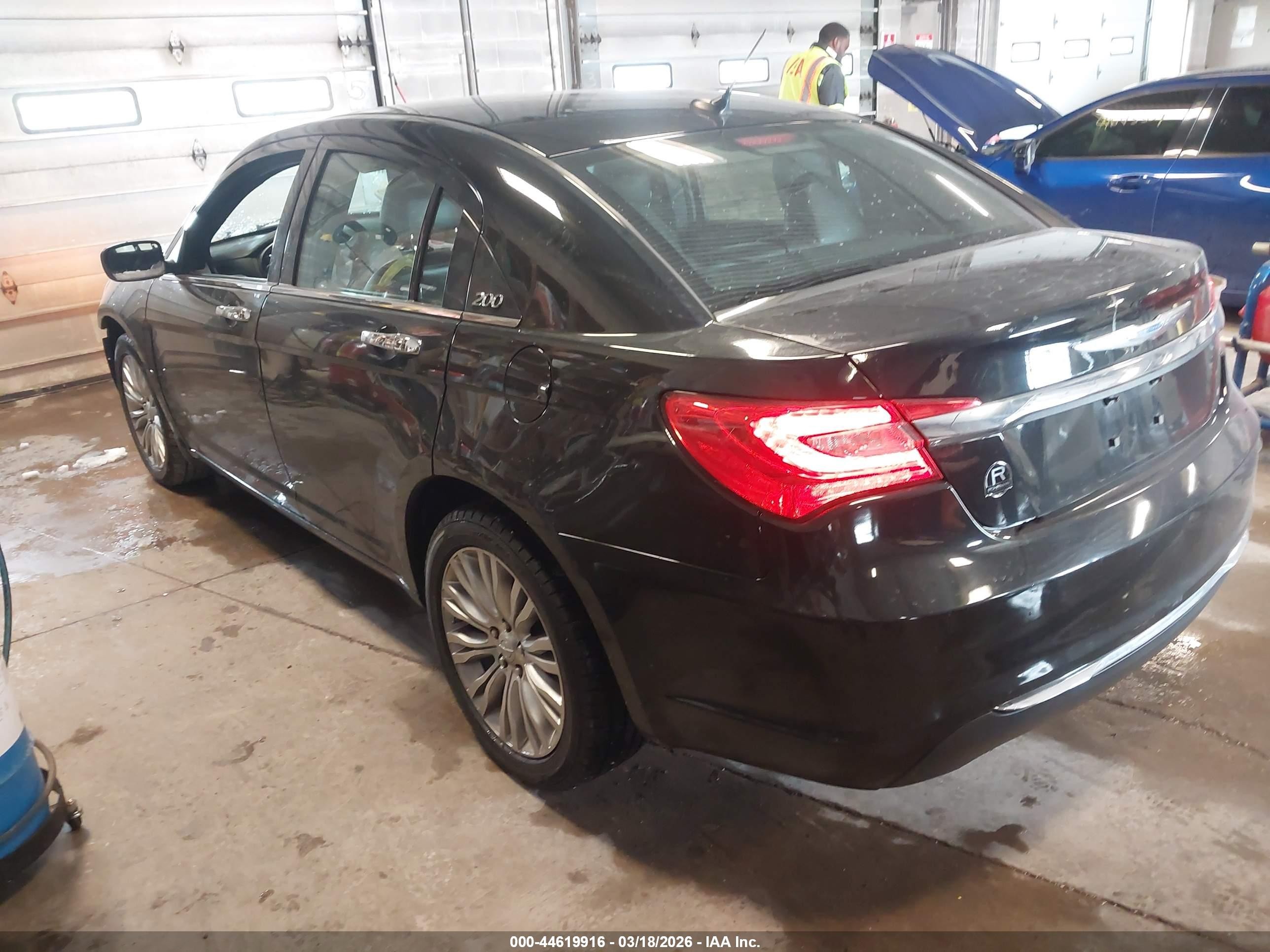 2011 Chrysler 200 Limited Black vin: 1C3BC2FB4BN572008