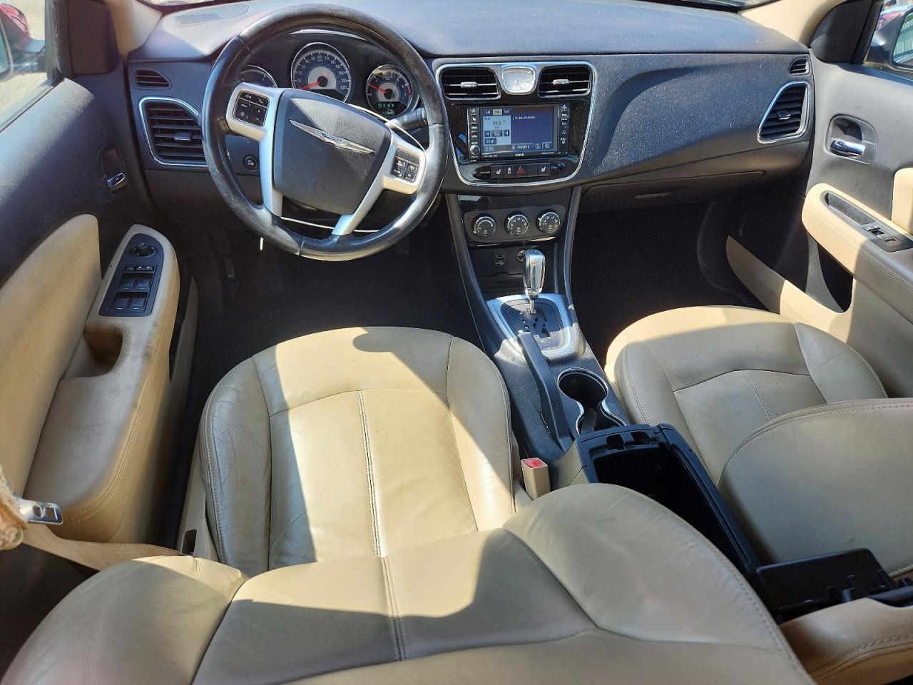 2011 Chrysler 200 Limited Maroon vin: 1C3BC2FBXBN595051