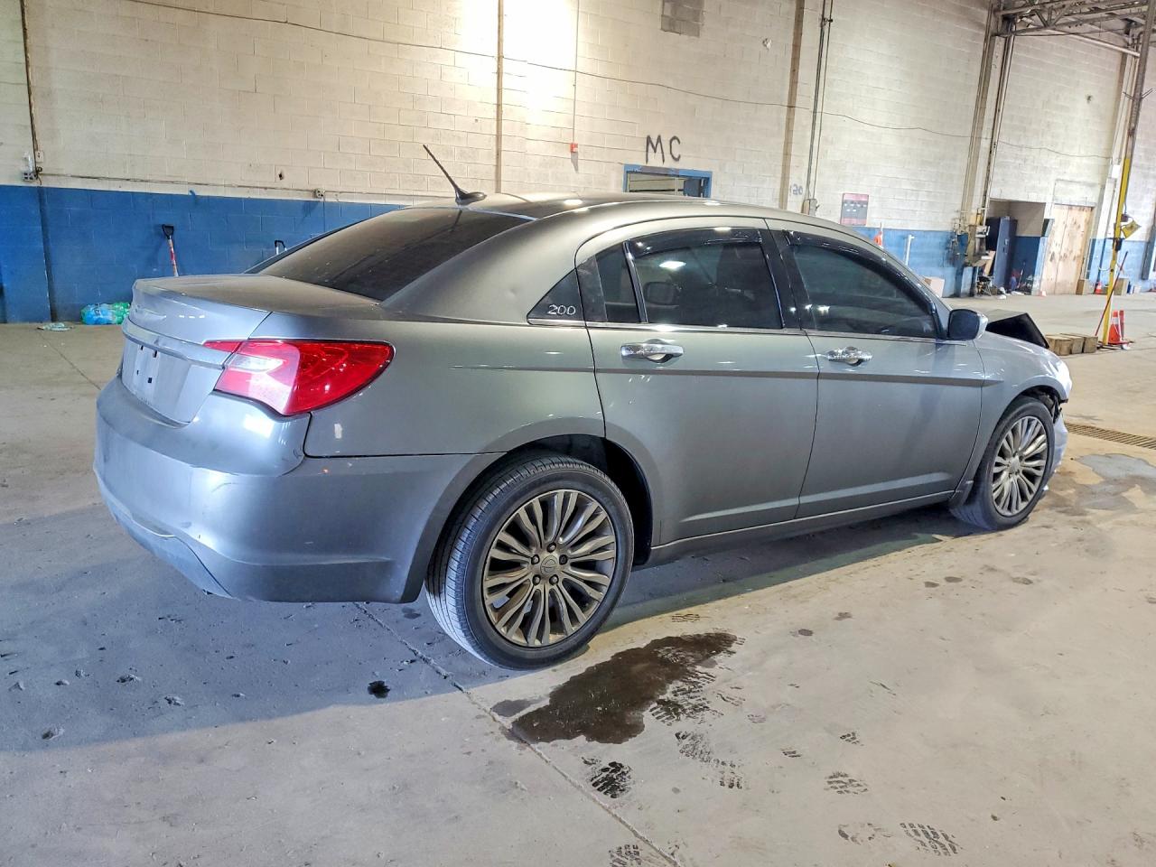 2011 Chrysler 200 Limited Silver vin: 1C3BC2FG1BN603596