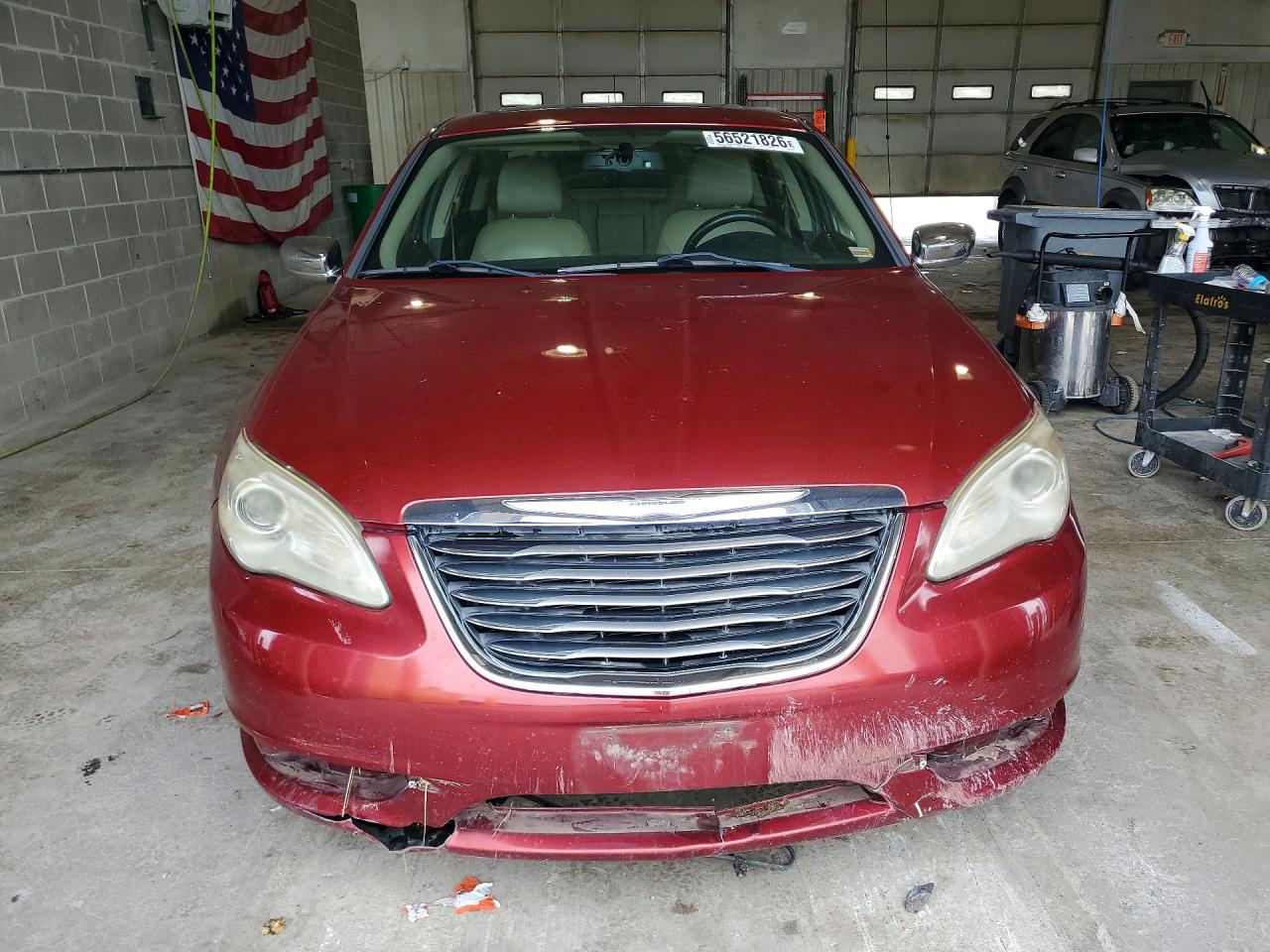2011 Chrysler 200 Limited Red vin: 1C3BC2FG4BN504741