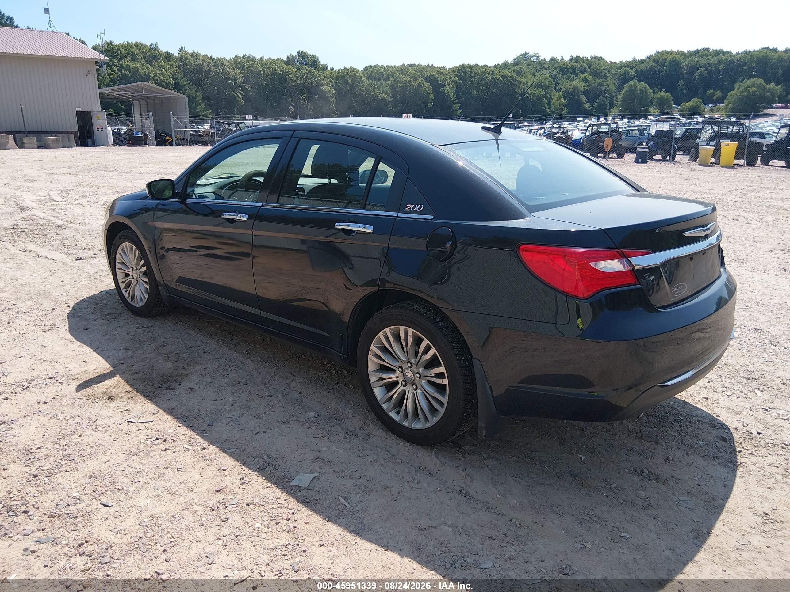 2011 Chrysler 200 Limited Черный vin: 1C3BC2FG5BN517689