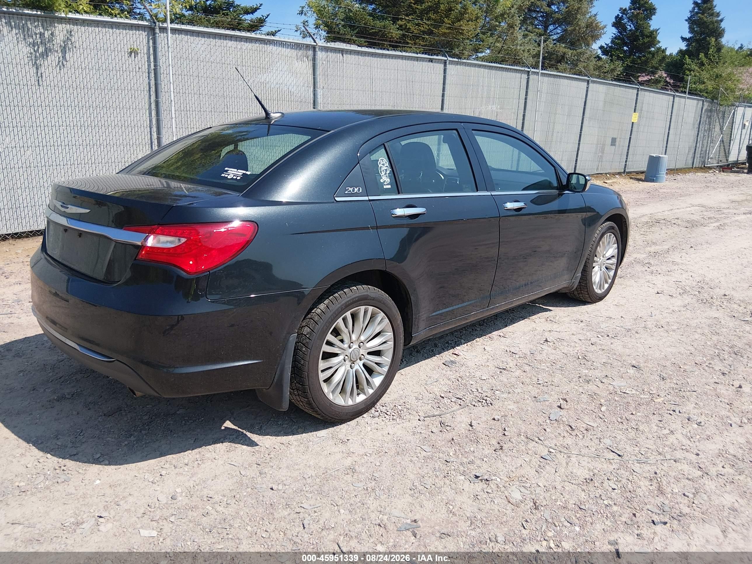 2011 Chrysler 200 Limited Черный vin: 1C3BC2FG5BN517689