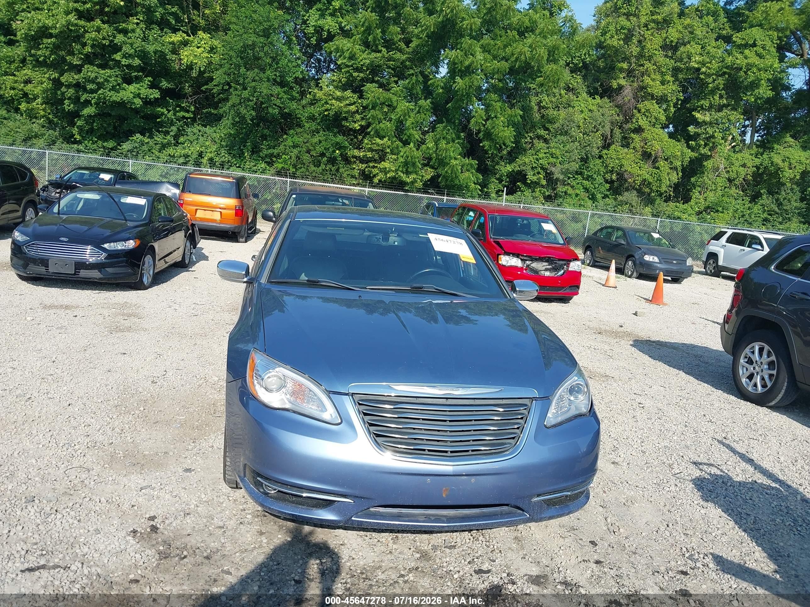 2011 Chrysler 200 Limited Синий vin: 1C3BC2FG7BN571754