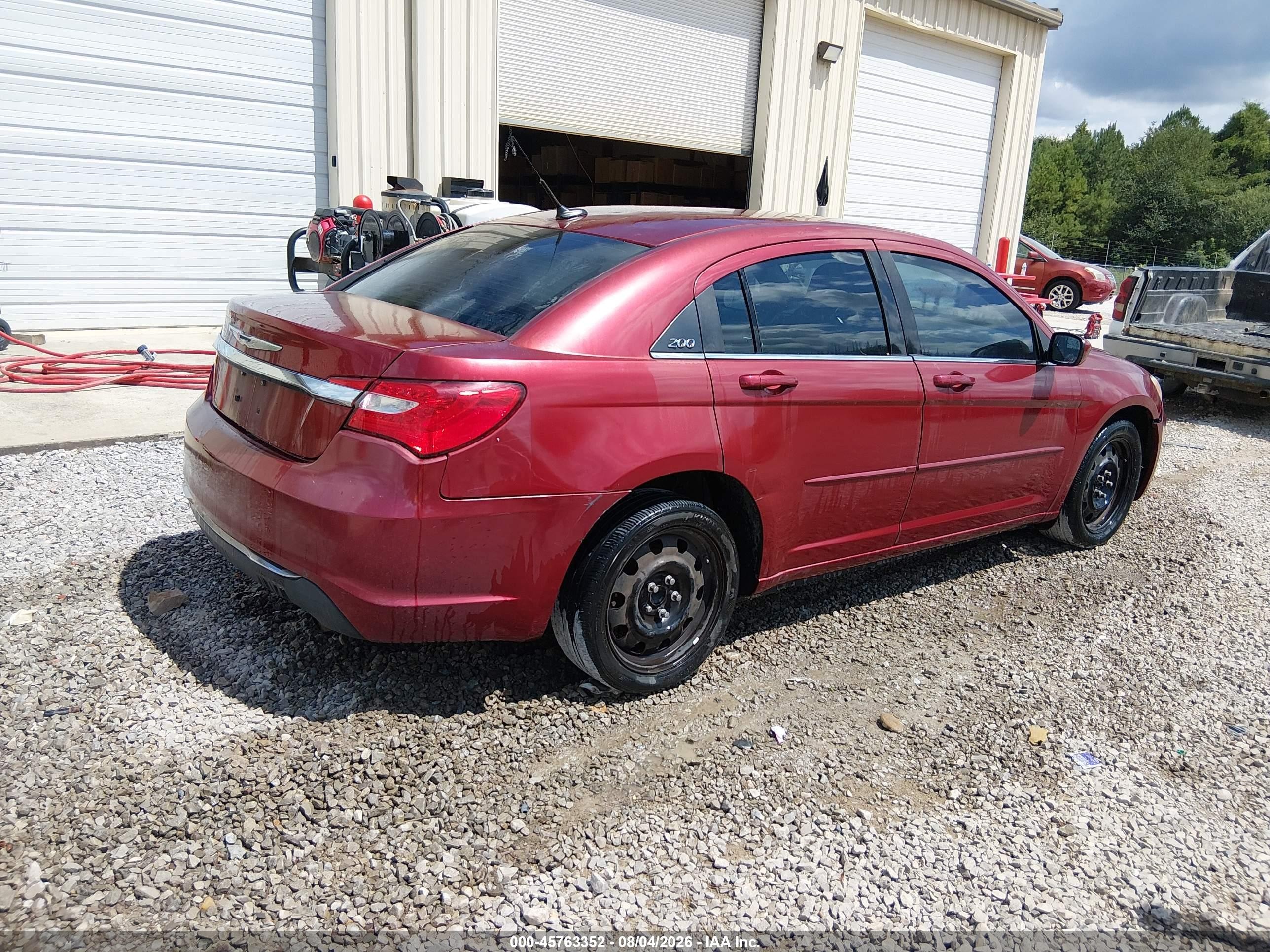 2011 Chrysler 200 Lx Red vin: 1C3BC4FB4BN550540