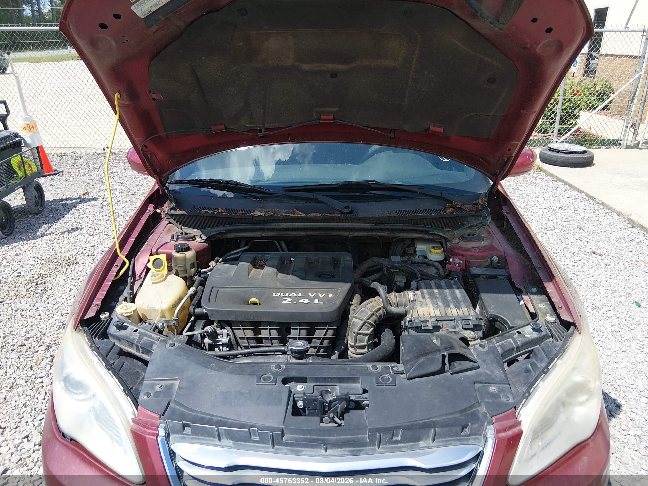 2011 Chrysler 200 Lx Red vin: 1C3BC4FB4BN550540