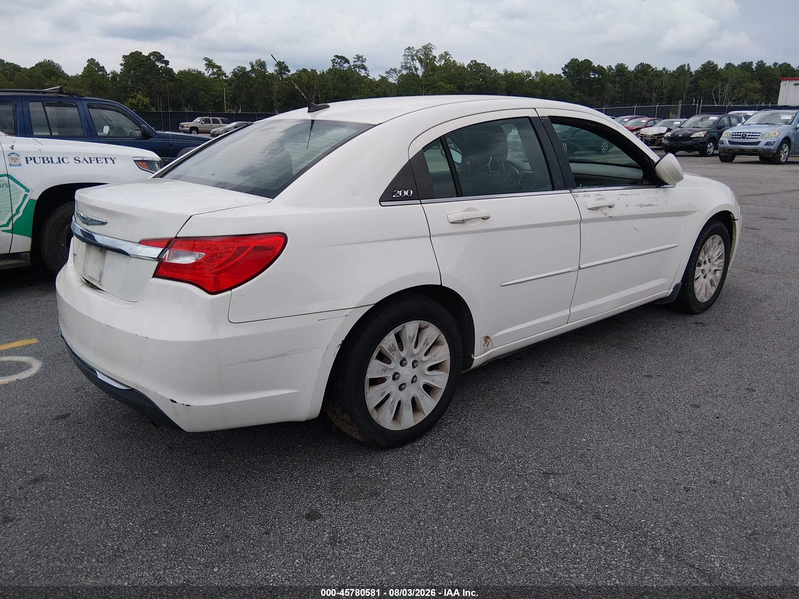 2011 Chrysler 200 Lx White vin: 1C3BC4FB8BN515693