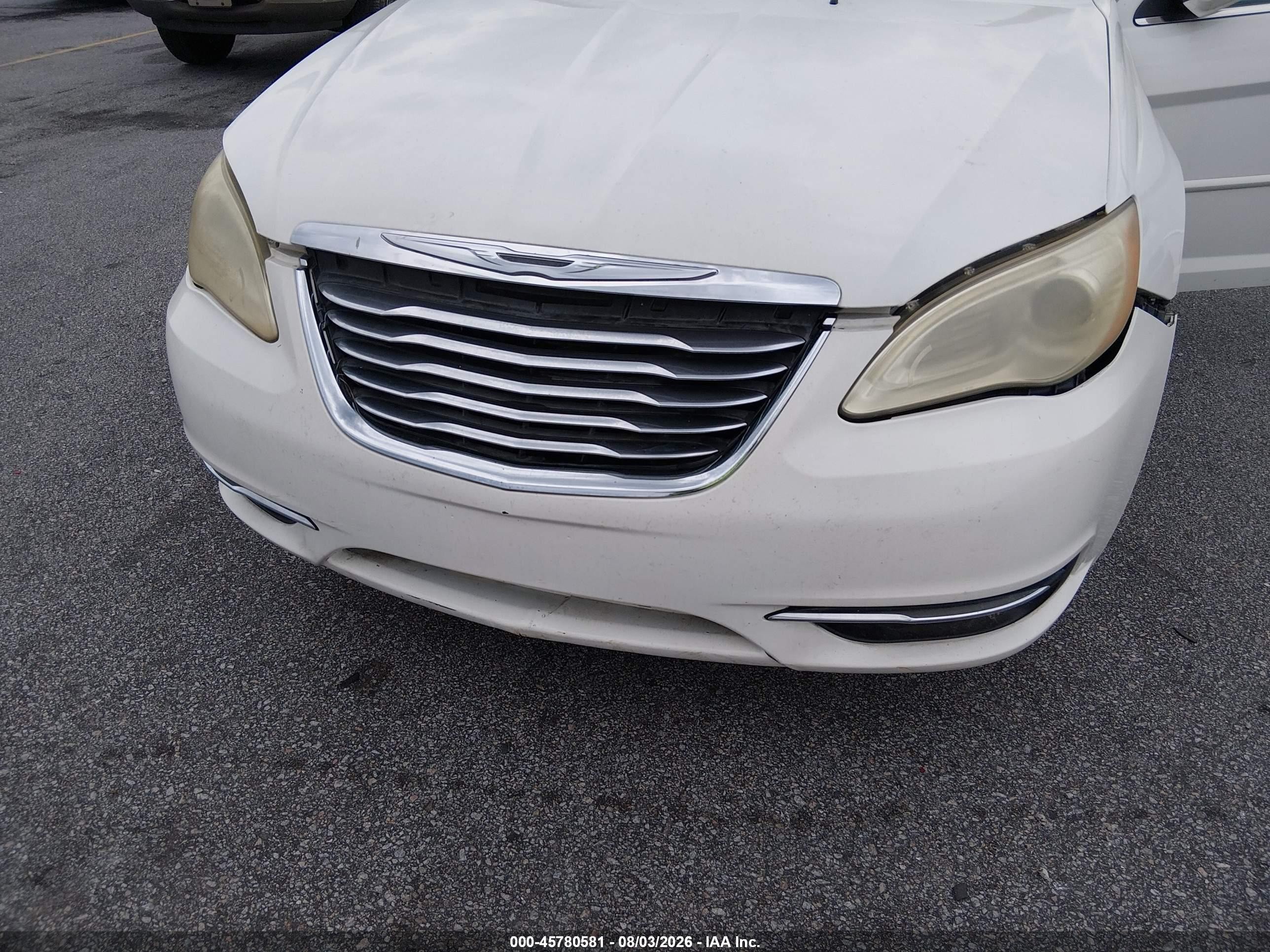 2011 Chrysler 200 Lx White vin: 1C3BC4FB8BN515693