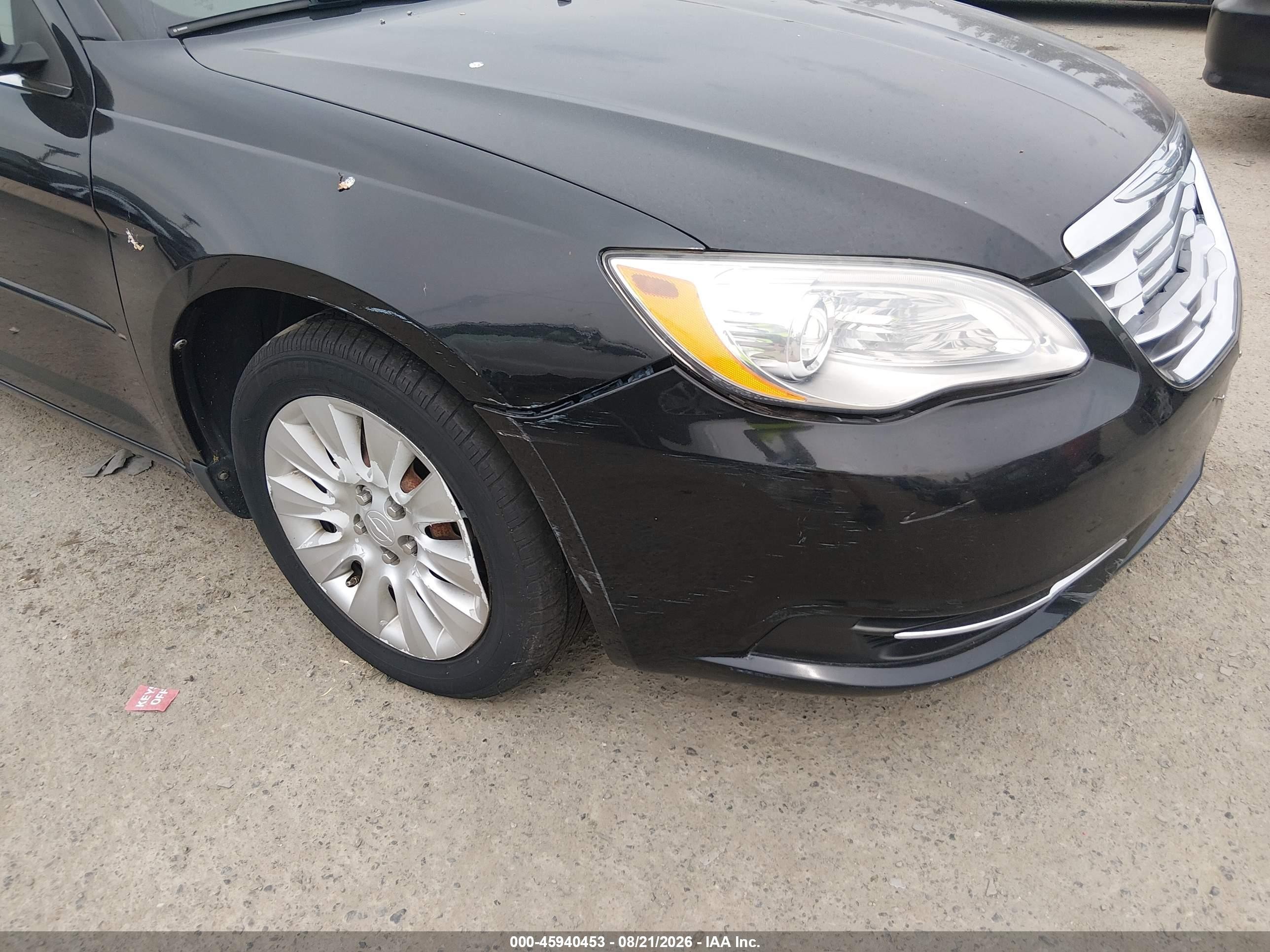 2011 Chrysler 200 Lx Черный vin: 1C3BC4FB8BN553778