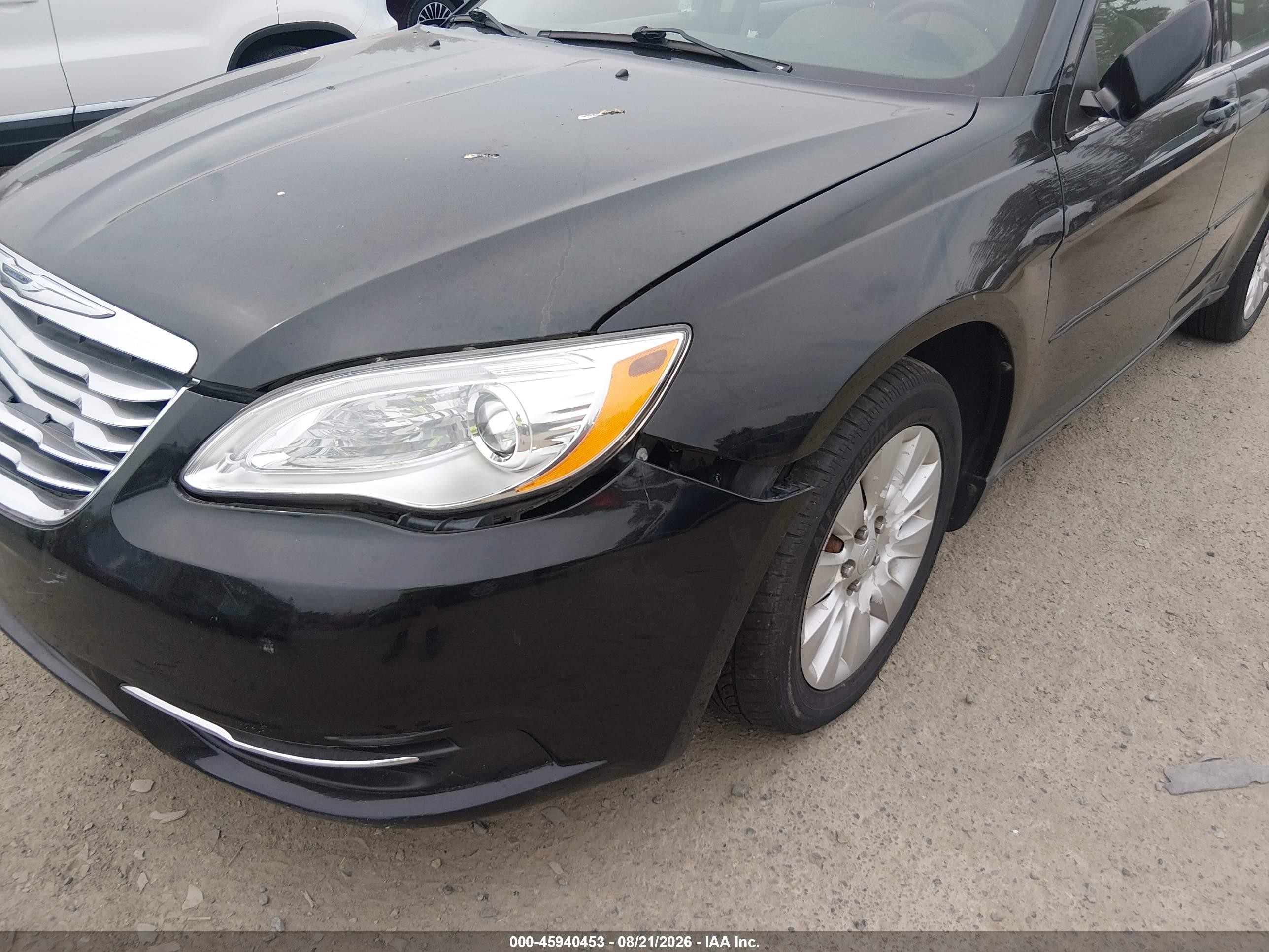 2011 Chrysler 200 Lx Черный vin: 1C3BC4FB8BN553778