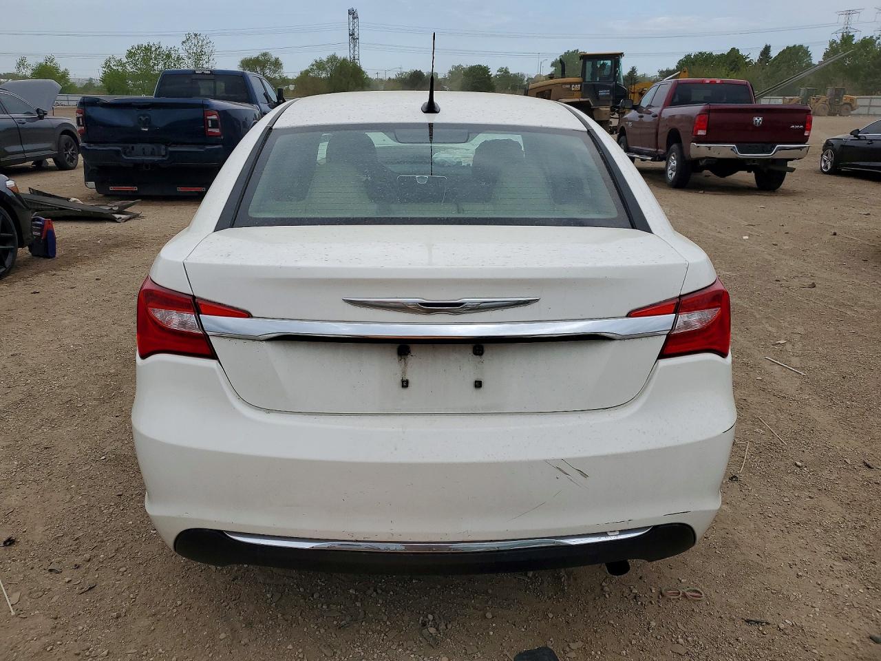 2011 Chrysler 200 Lx White vin: 1C3BC4FB9BN522281