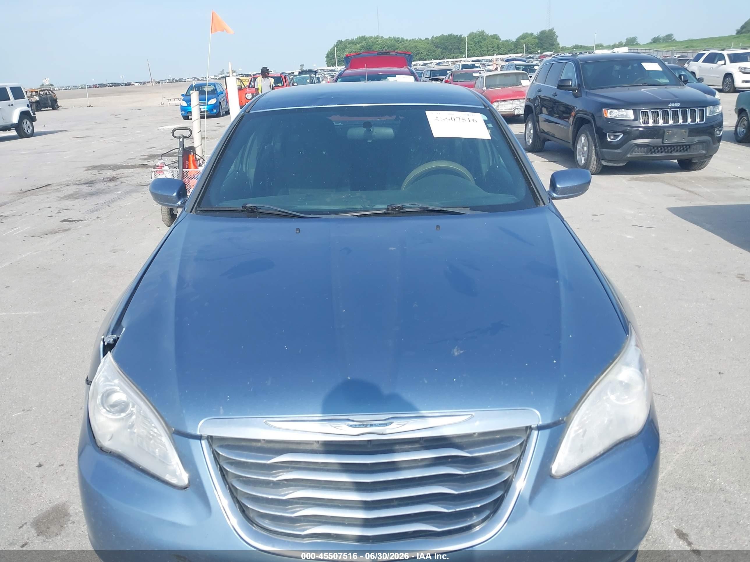 2011 Chrysler 200 Lx Blue vin: 1C3BC4FB9BN566734
