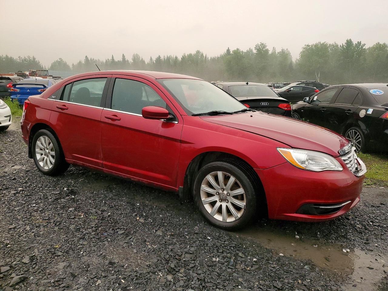 2011 Chrysler 200 Lx Red vin: 1C3BC4FBXBN538263