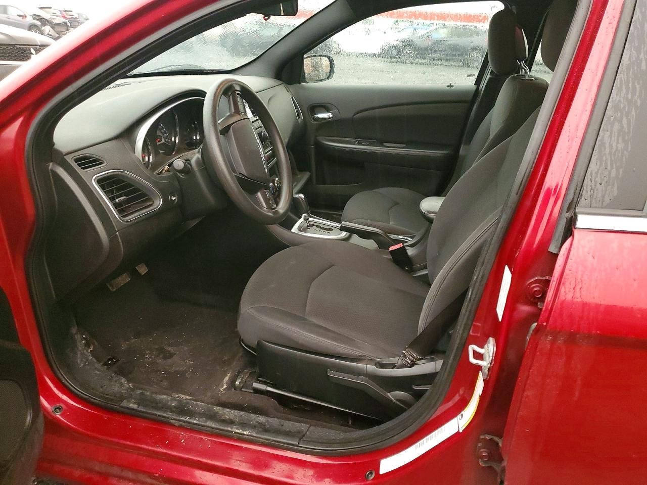 2011 Chrysler 200 Lx Red vin: 1C3BC4FBXBN538263